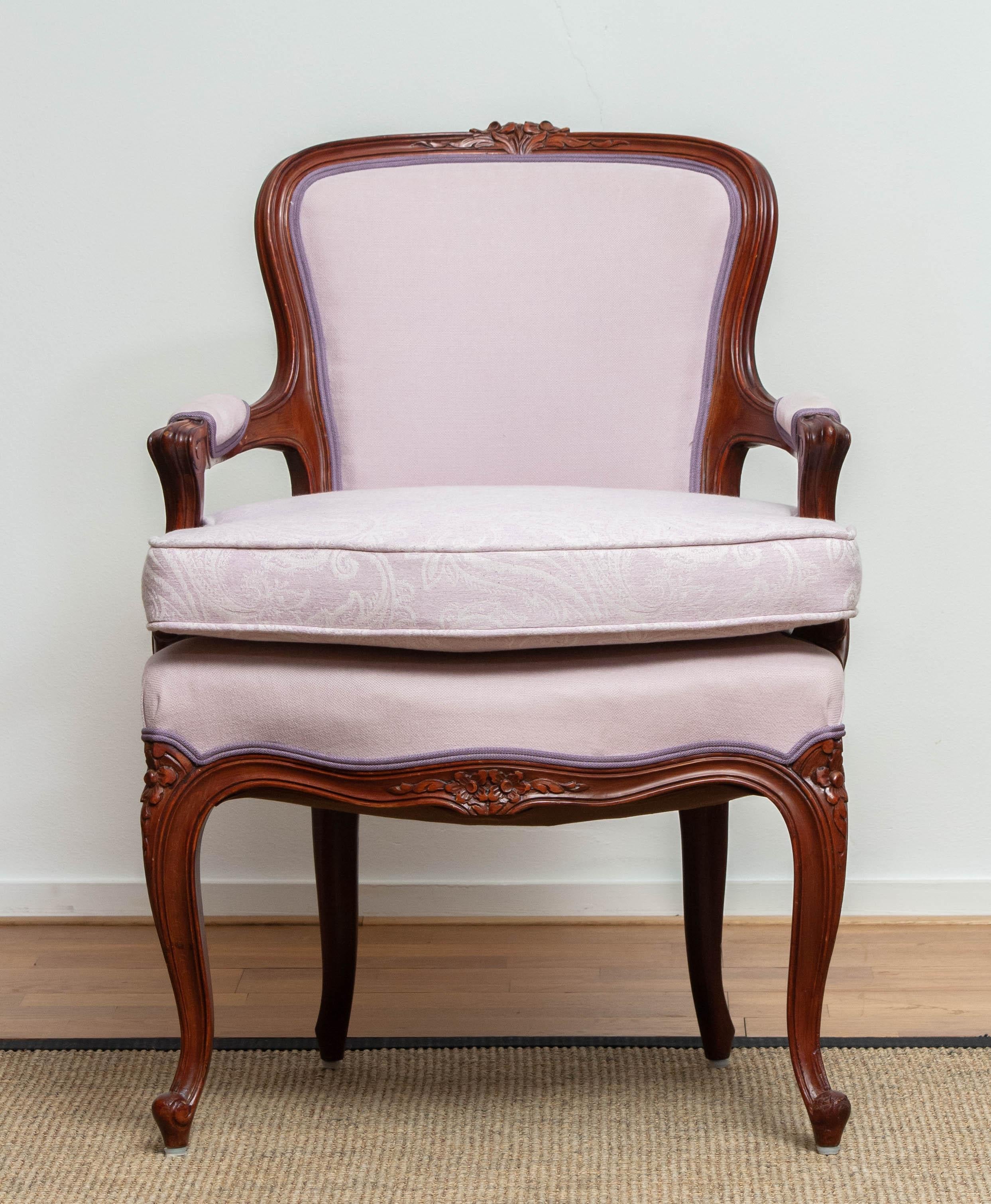 Mid-20th Century 1950s, Pink Swedish Rococo Bergères in the Shabby Chic Technique 1