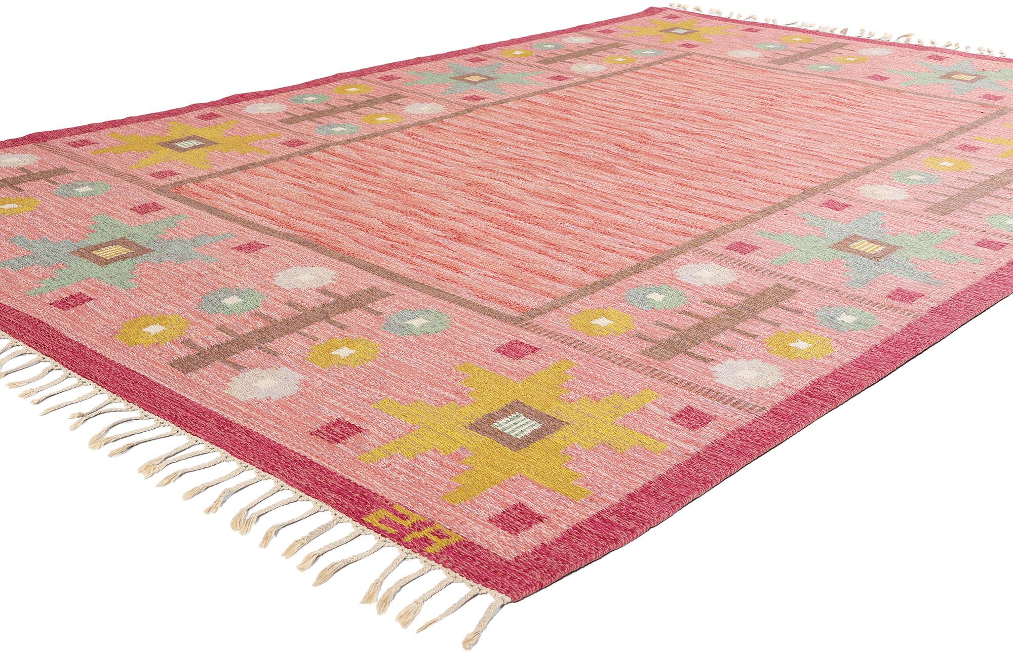 79055 Tappeto Astrid Sampe Vintage Swedish Rollakan, 06'06 x 09'11. Questo tappeto rollakan scandinavo d'epoca in lana, tessuto a mano e disegnato dalla celebre artista tessile svedese Astrid Sampe, è una vibrante espressione del modernismo svedese