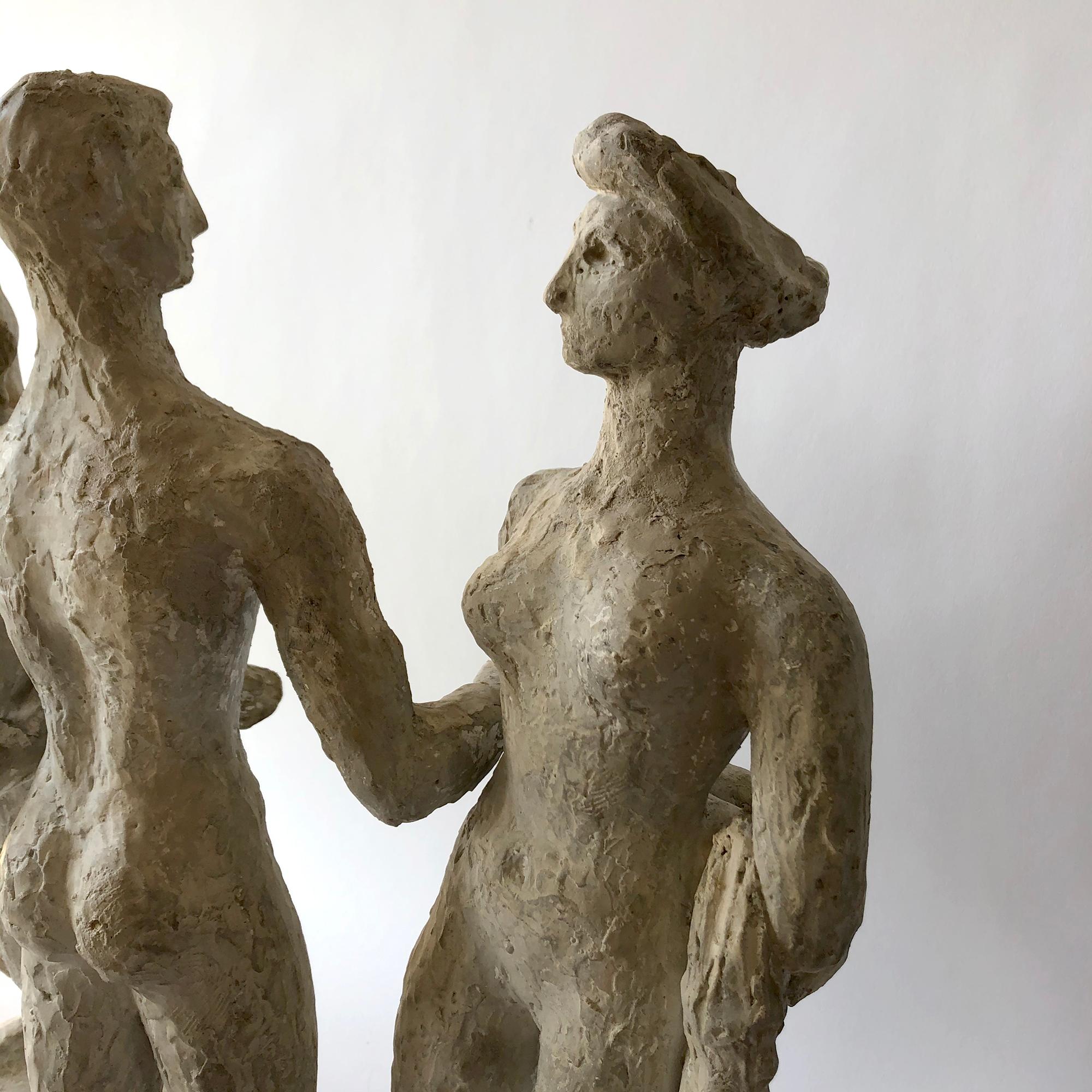 1950er Jahre Gips Modernist Figural Drei Grazien Skulptur  im Angebot 3