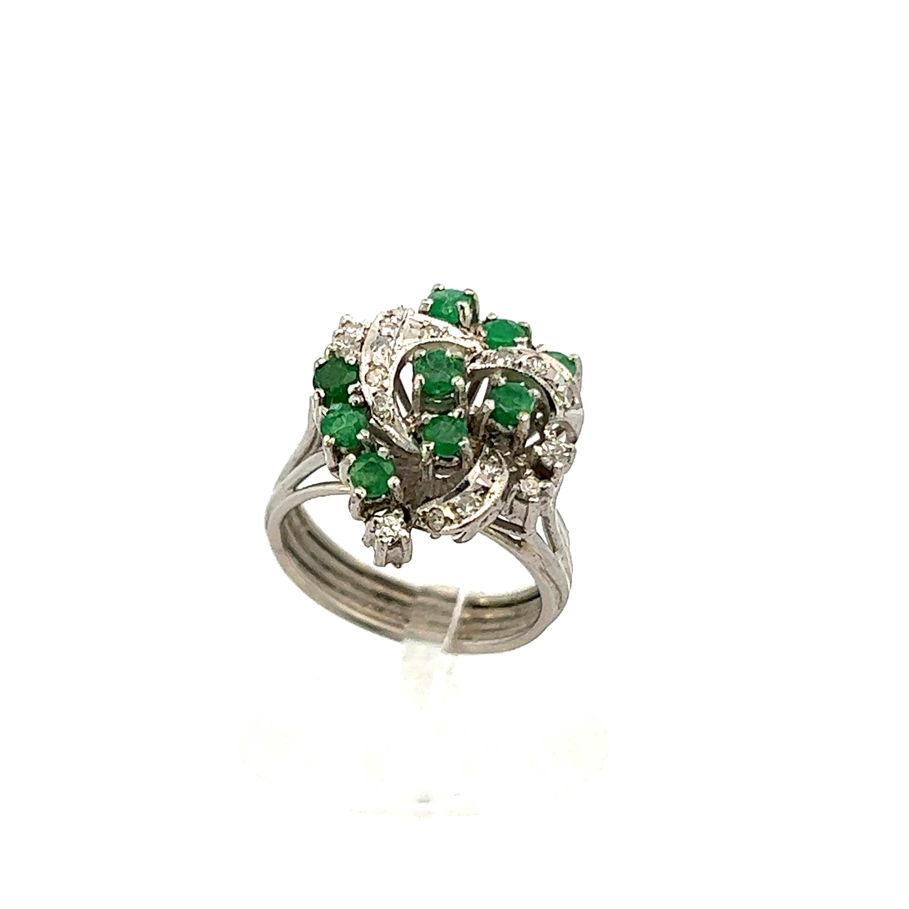 Contemporary 1950s Platinum Cocktail Ring w/ Emerald and Diamond  For Sale