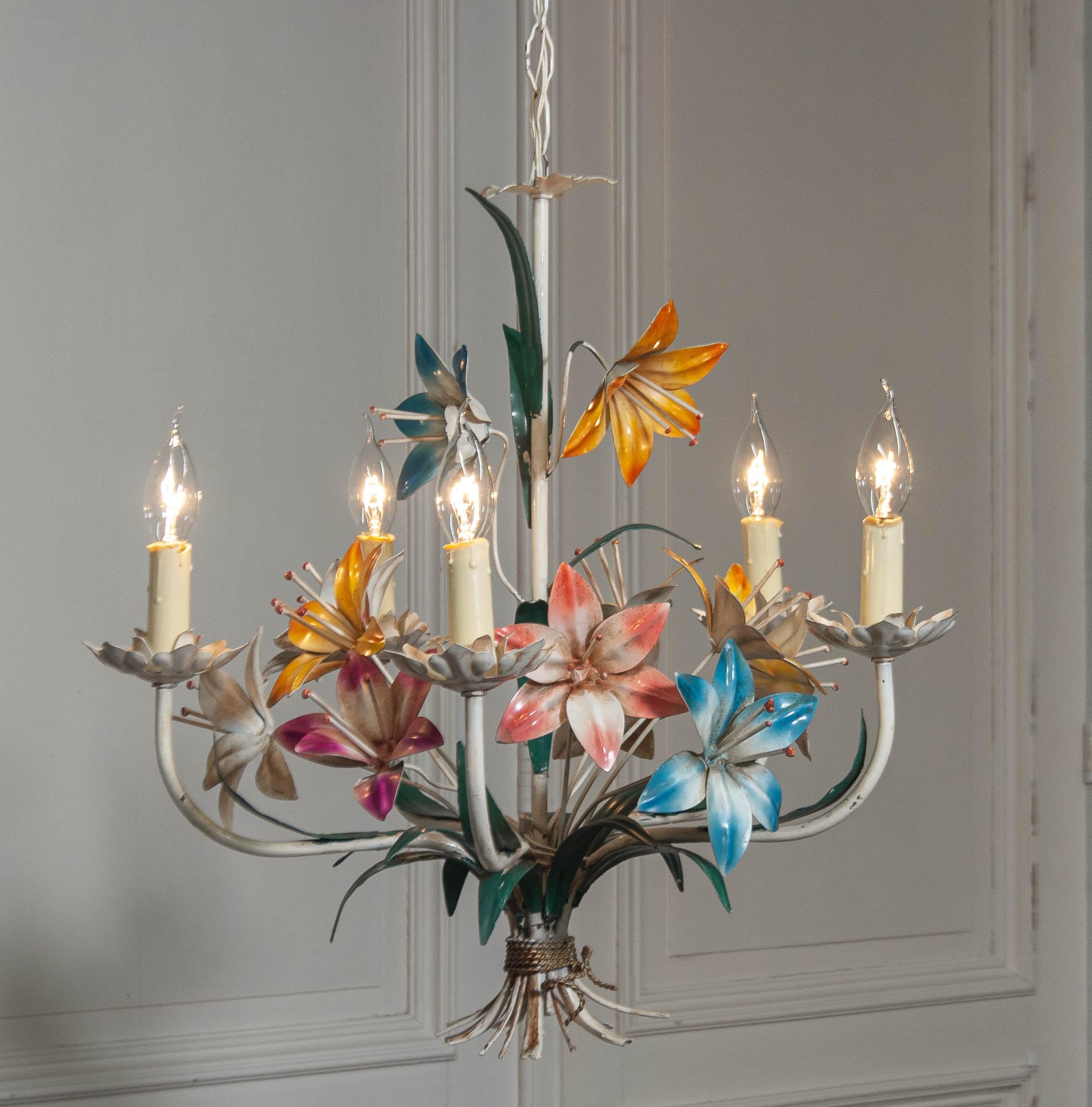 1950s , Polychrome Chandelier with Metal  Flowers , Italy For Sale 1
