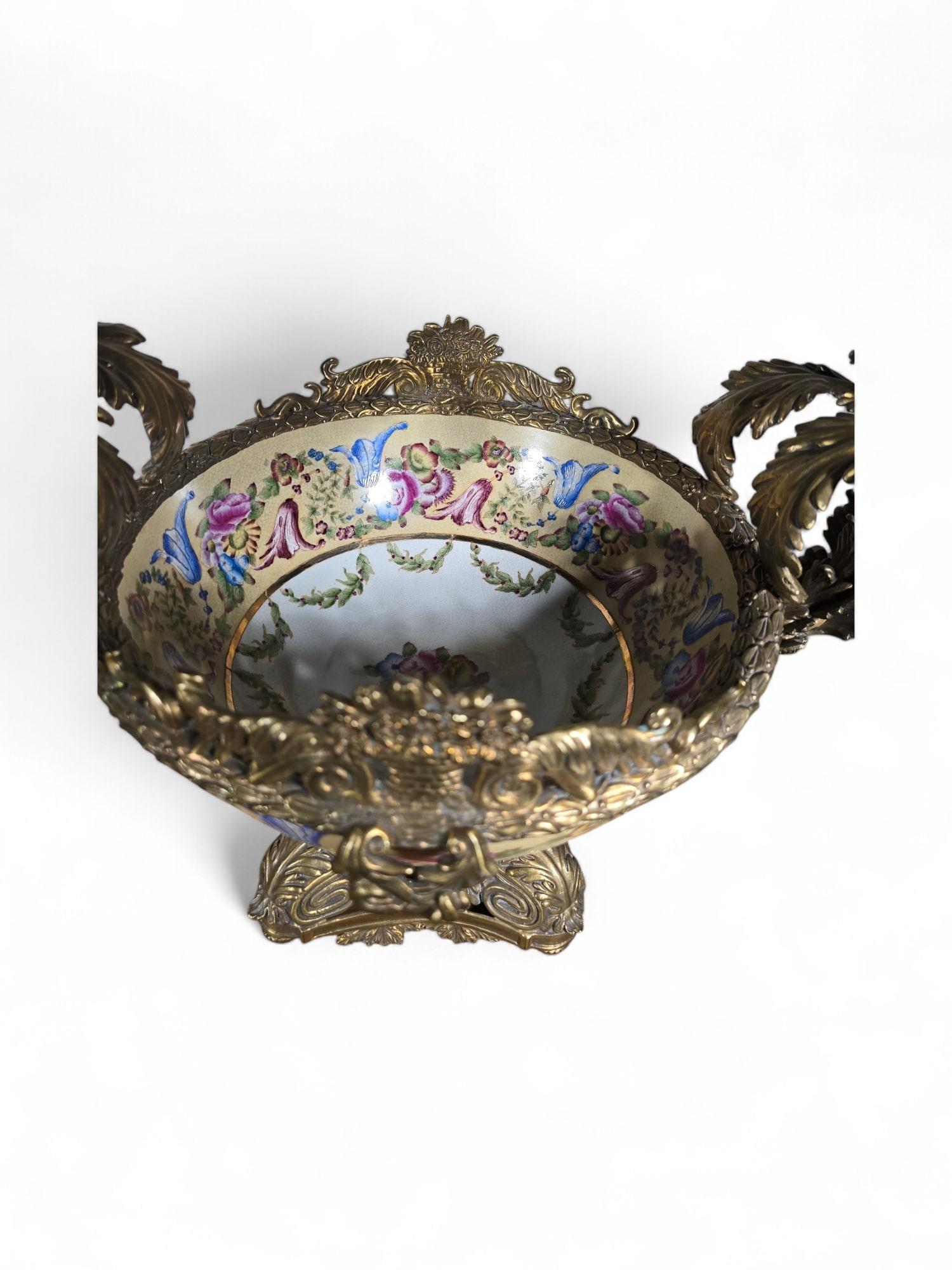 1950s Porcelain and Bronze Centerpiece For Sale 6