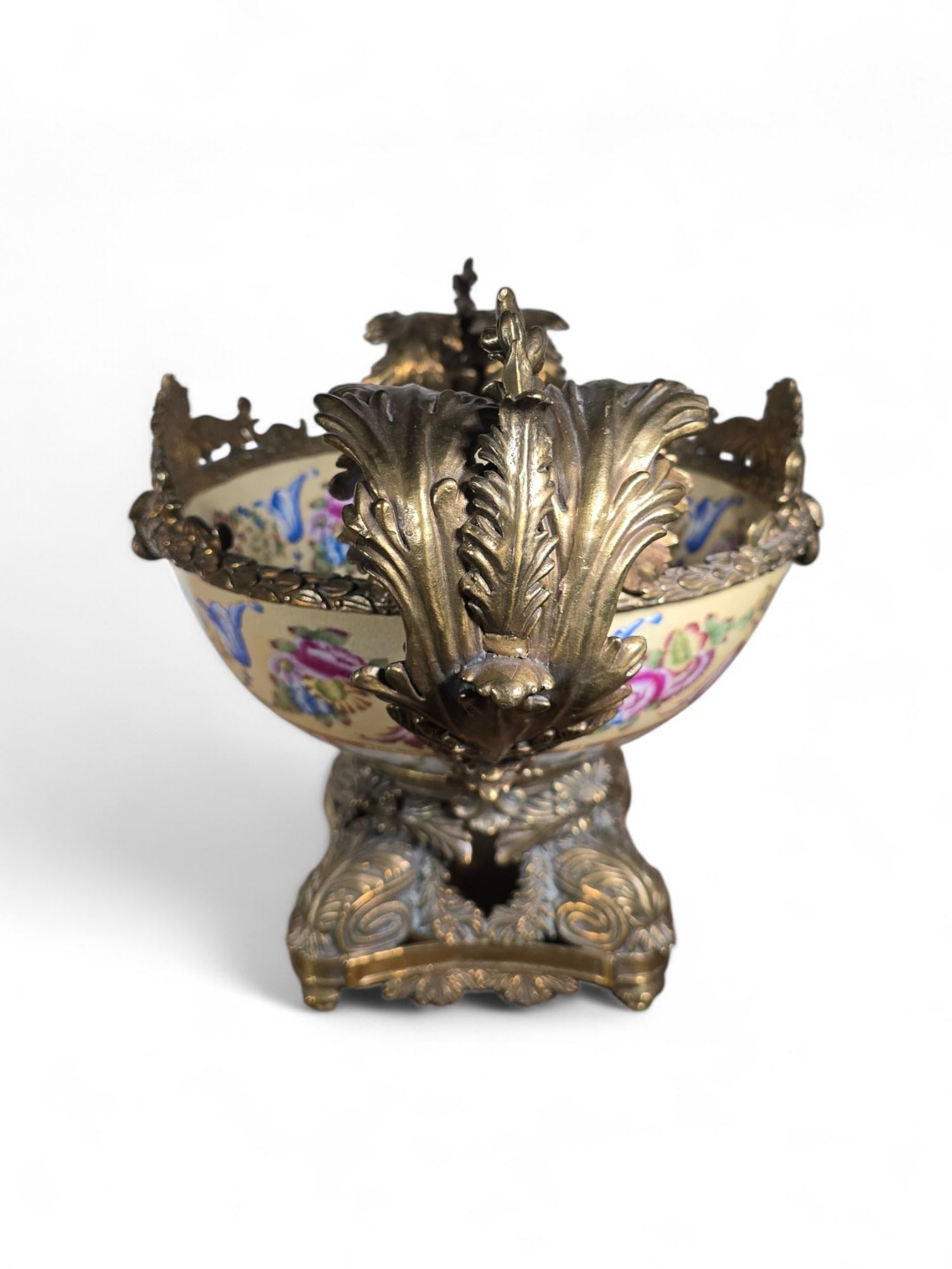 1950s Porcelain and Bronze Centerpiece For Sale 2