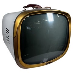 Vintage 1950s Portable Tube TV Deluxe RCA Victor Television New Jersey