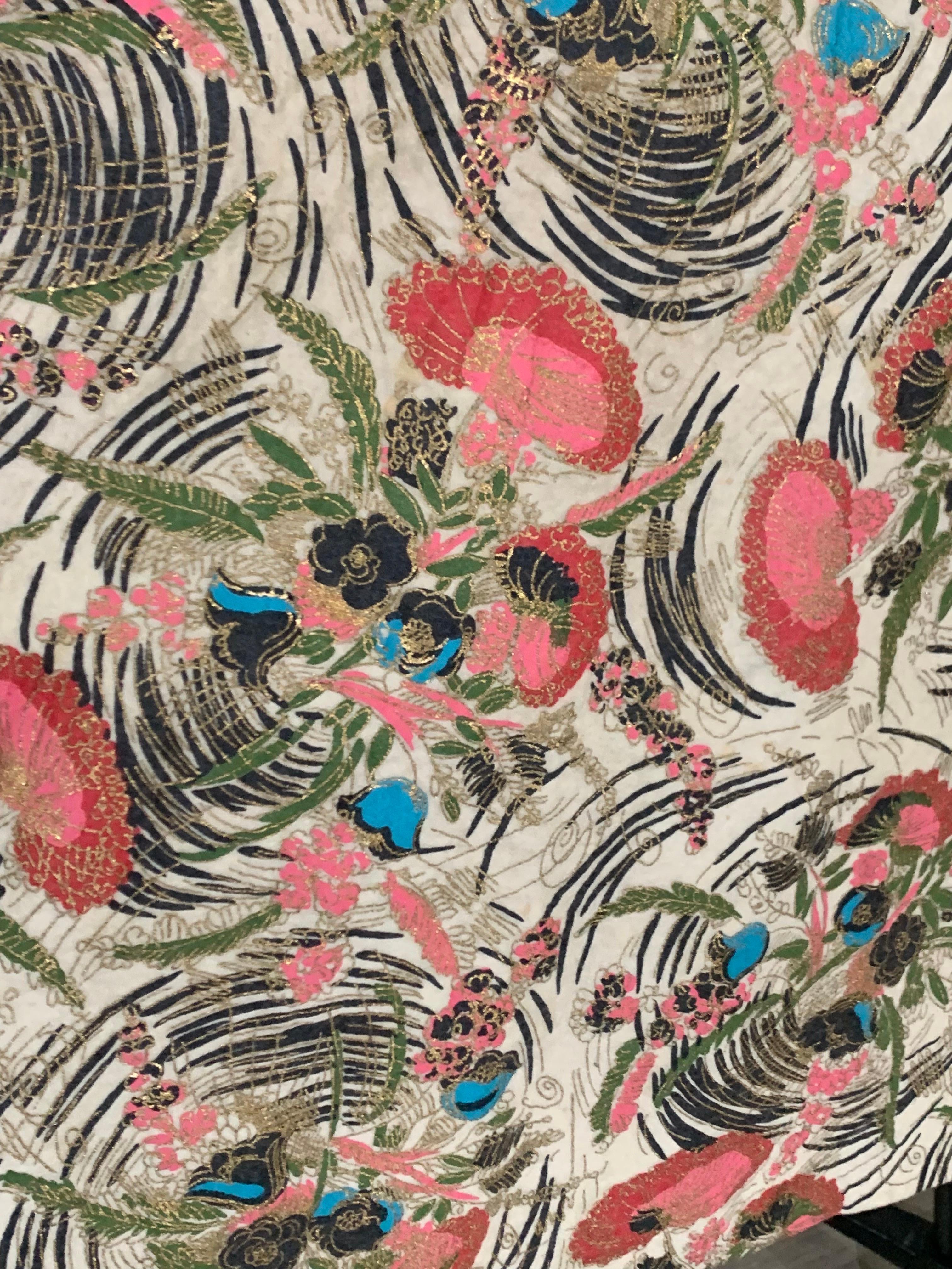 1950s Pretty Stylized Floral Print Wool Felt Circle Skirt in Pink and Gold In Excellent Condition In Gresham, OR