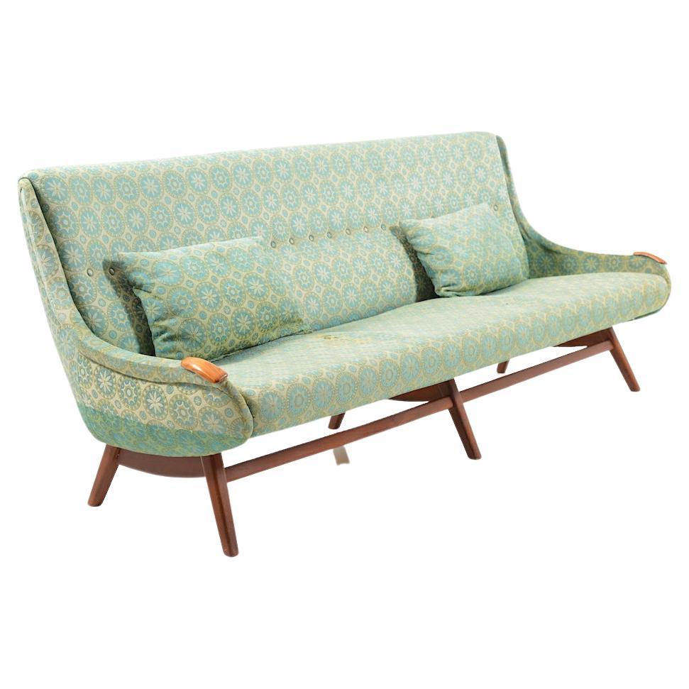 The 1950s Prototype Sofa des dänischen Designers und Möbelherstellers Svend Skipper