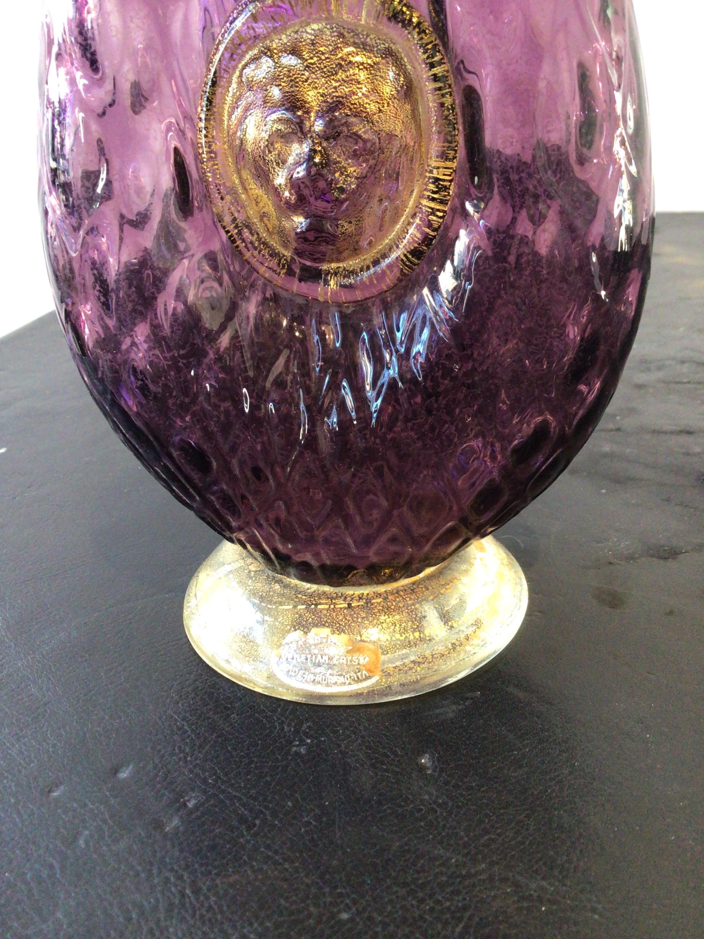 Vase de Murano violet des années 1950 avec tête de lion en vente 8