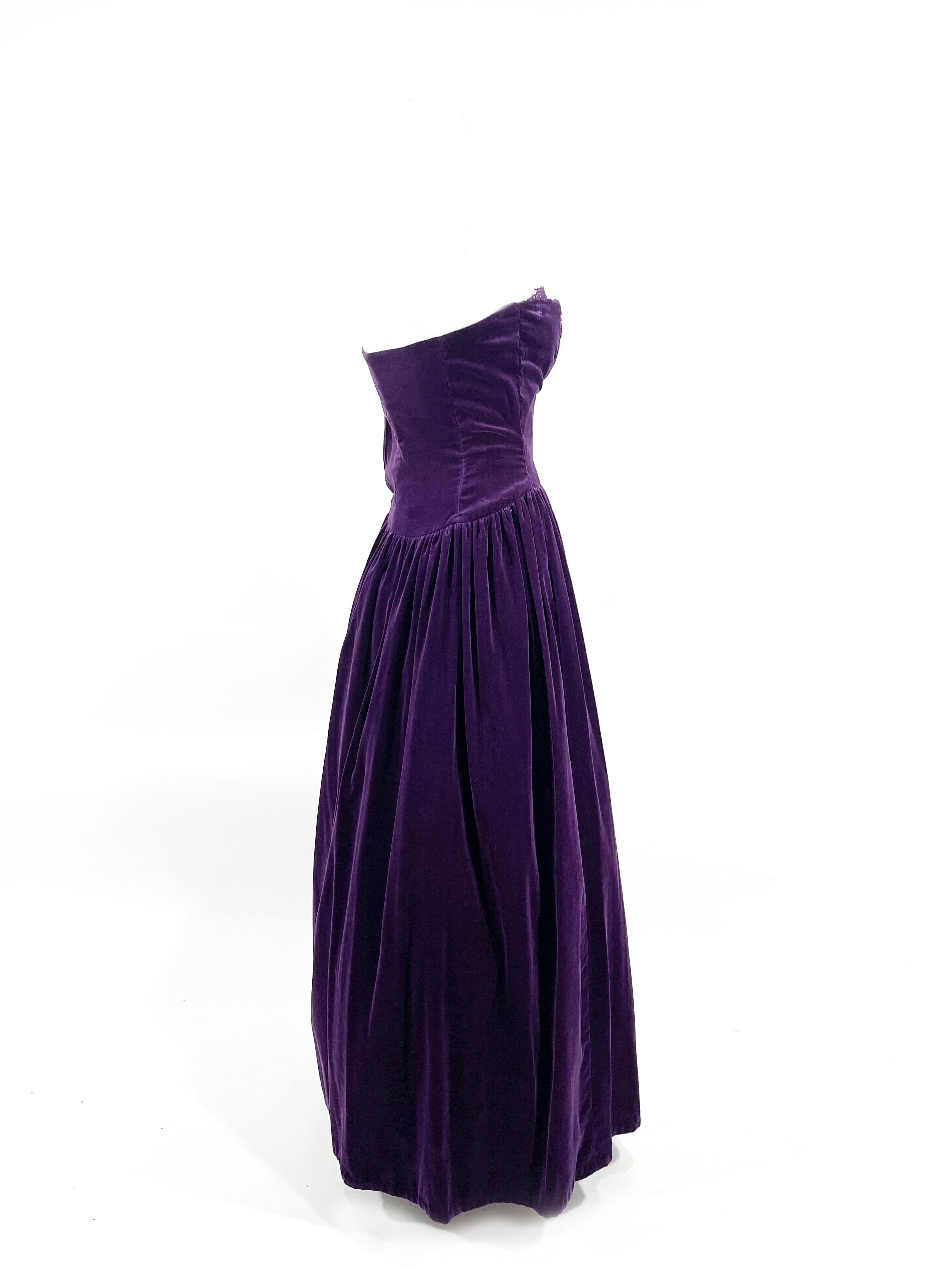 Women's 1950s Purple Velvet and Lace Party Dress