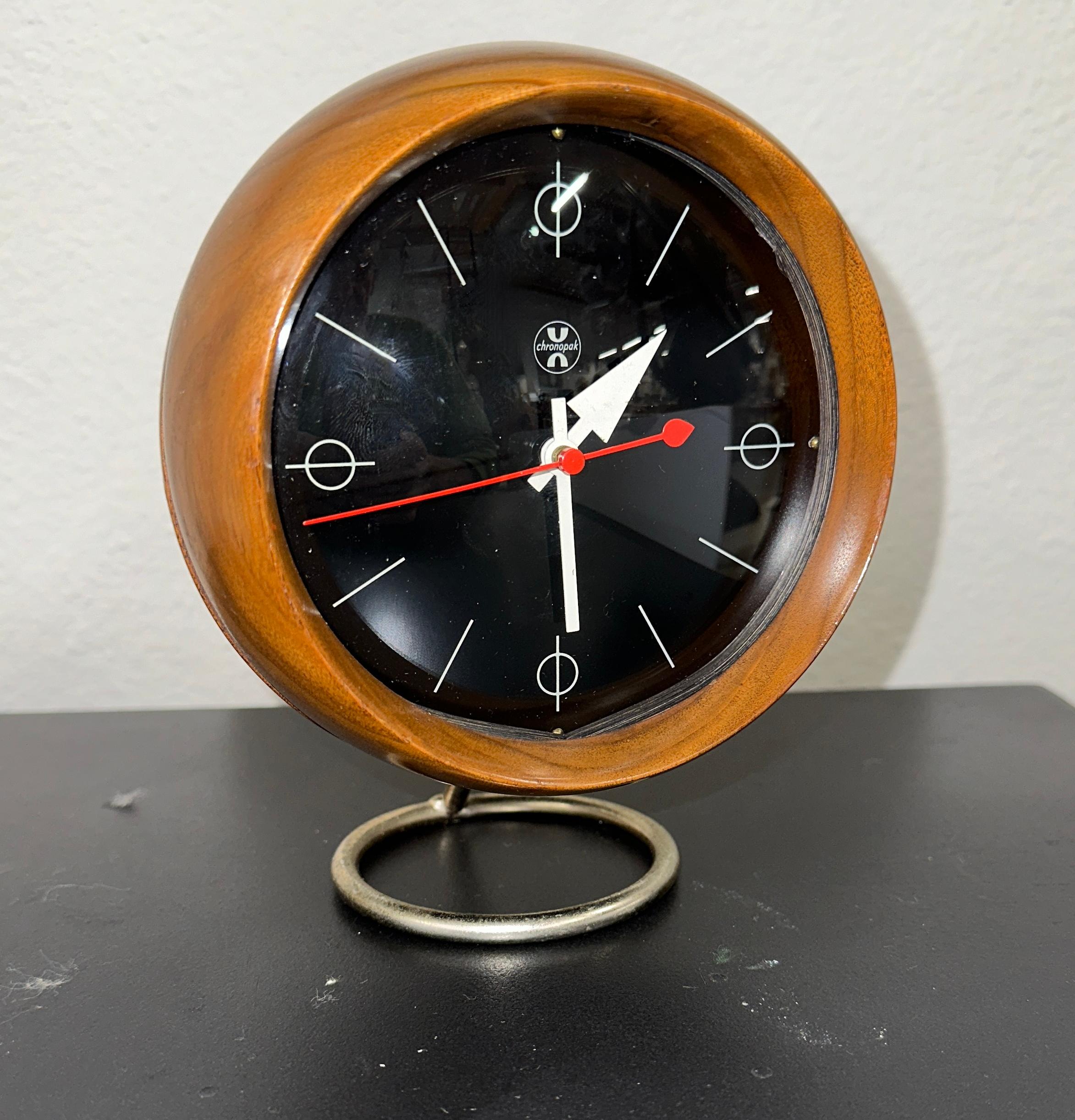 Mid-Century Modern 1950's Rare George Nelson for Howard Miller Chronopak 4765 Clock For Sale