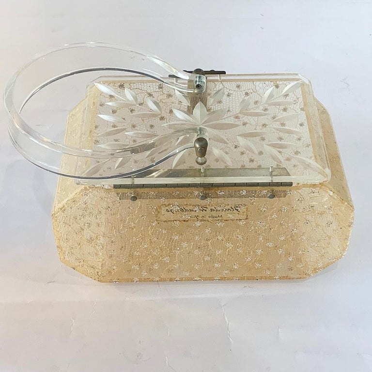 1950s Rare Lucite Lace and Rhinestone purse handbag by Florida Handbags in pink In Good Condition For Sale In Daylesford, Victoria