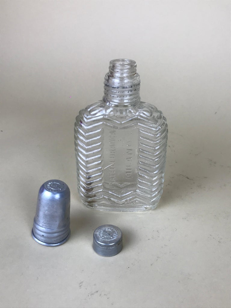 1950s Rare Vintage Italian Fratelli Branca Milano Glass Flask with Aluminium Cup For Sale 6