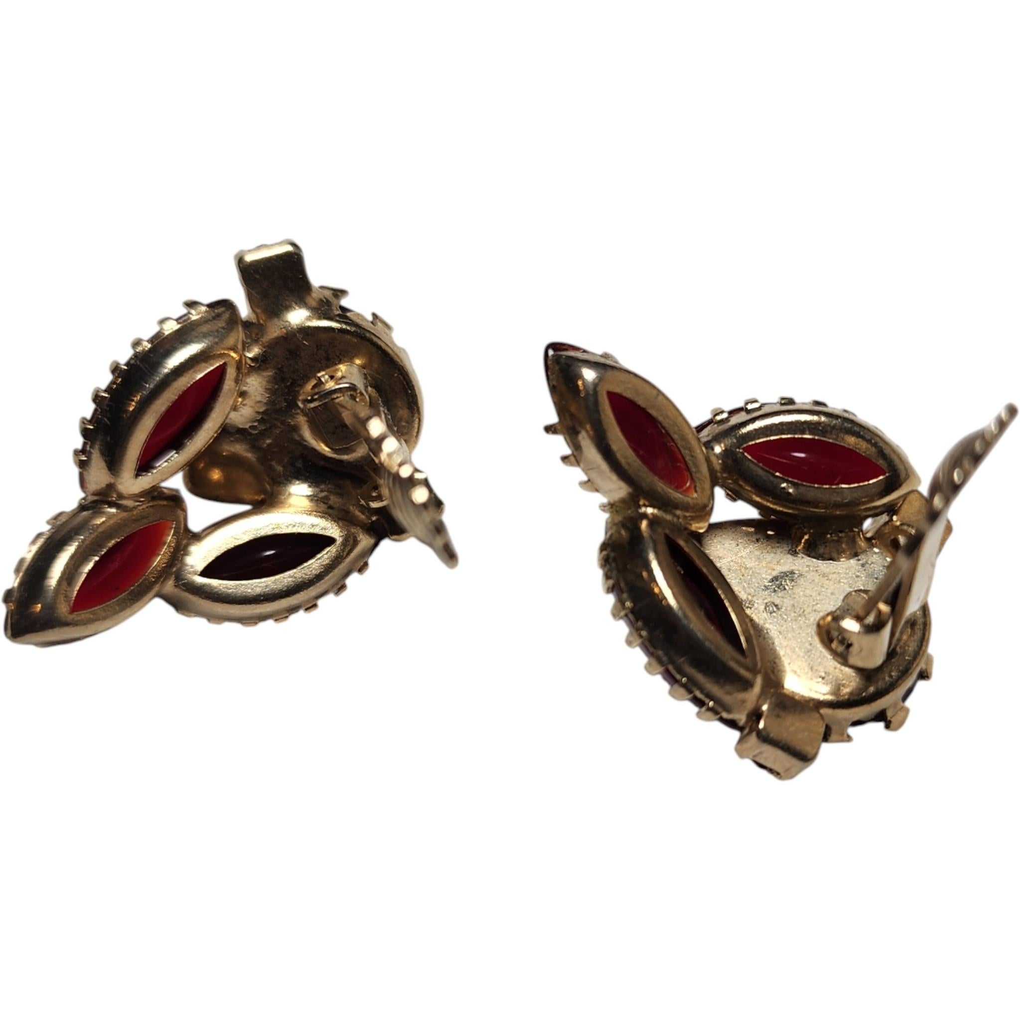 da uomo o donna Orecchini a clip in vetro artistico rosso e strass rosa degli anni '50 in tonalità oro in vendita