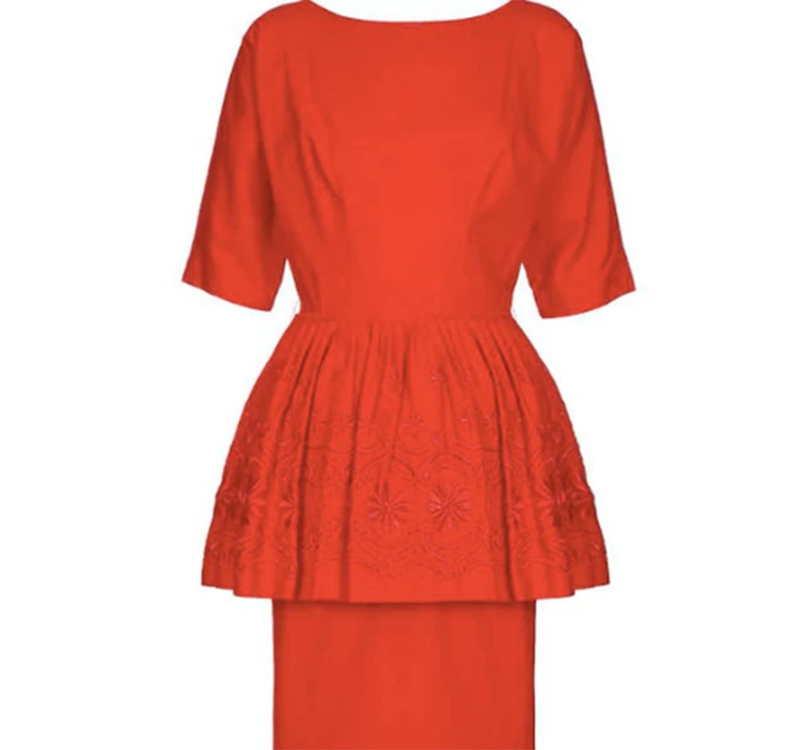 Rotes Baumwollkleid aus den 1950er Jahren mit besticktem Schößchen im Angebot 2