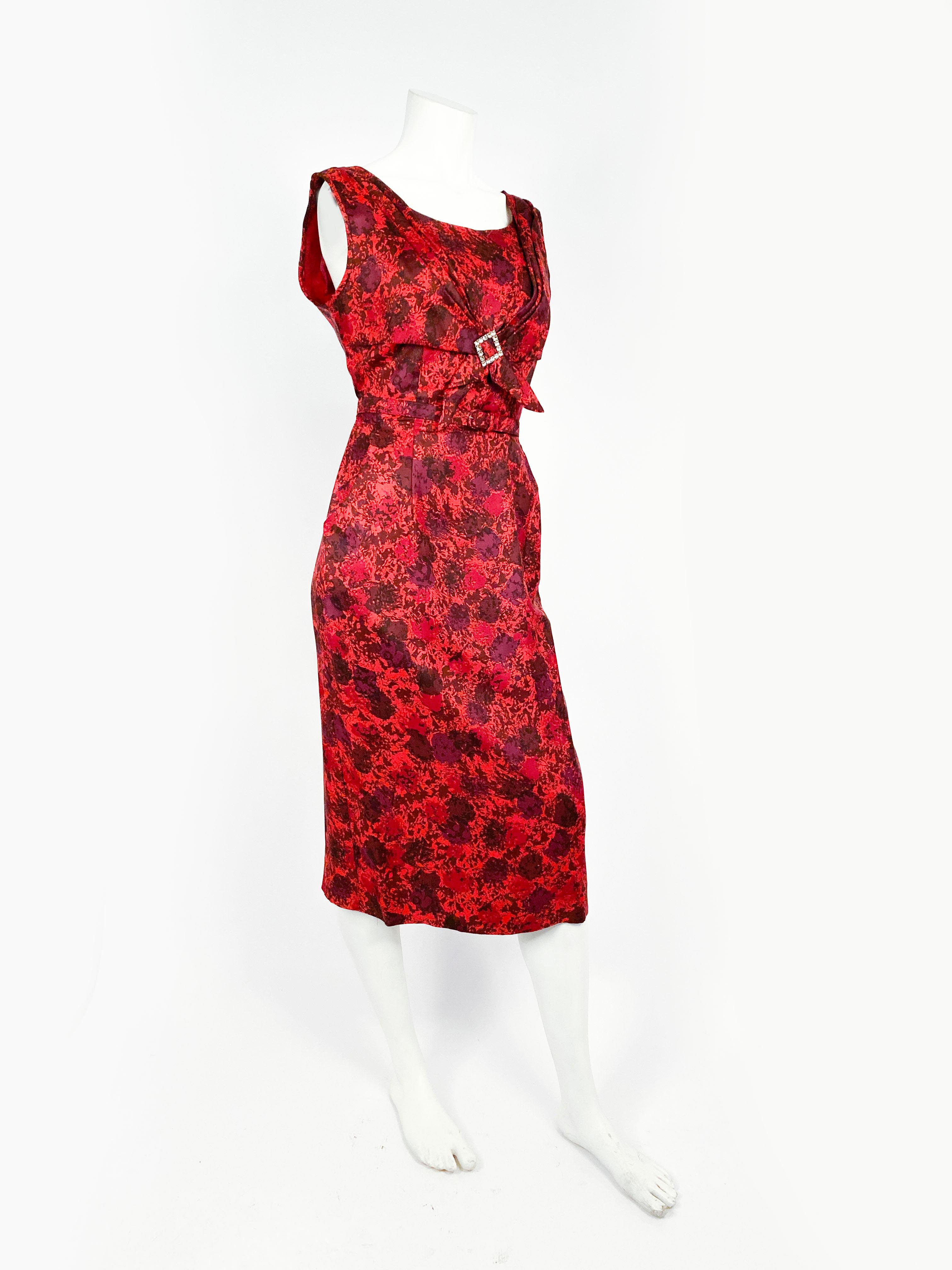1950s Red Impressionist Printed Silk Dress For Sale 1