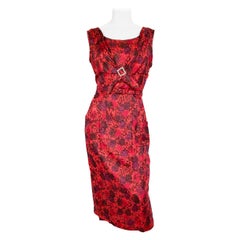 Robe en soie rouge imprimée impressionniste des années 1950