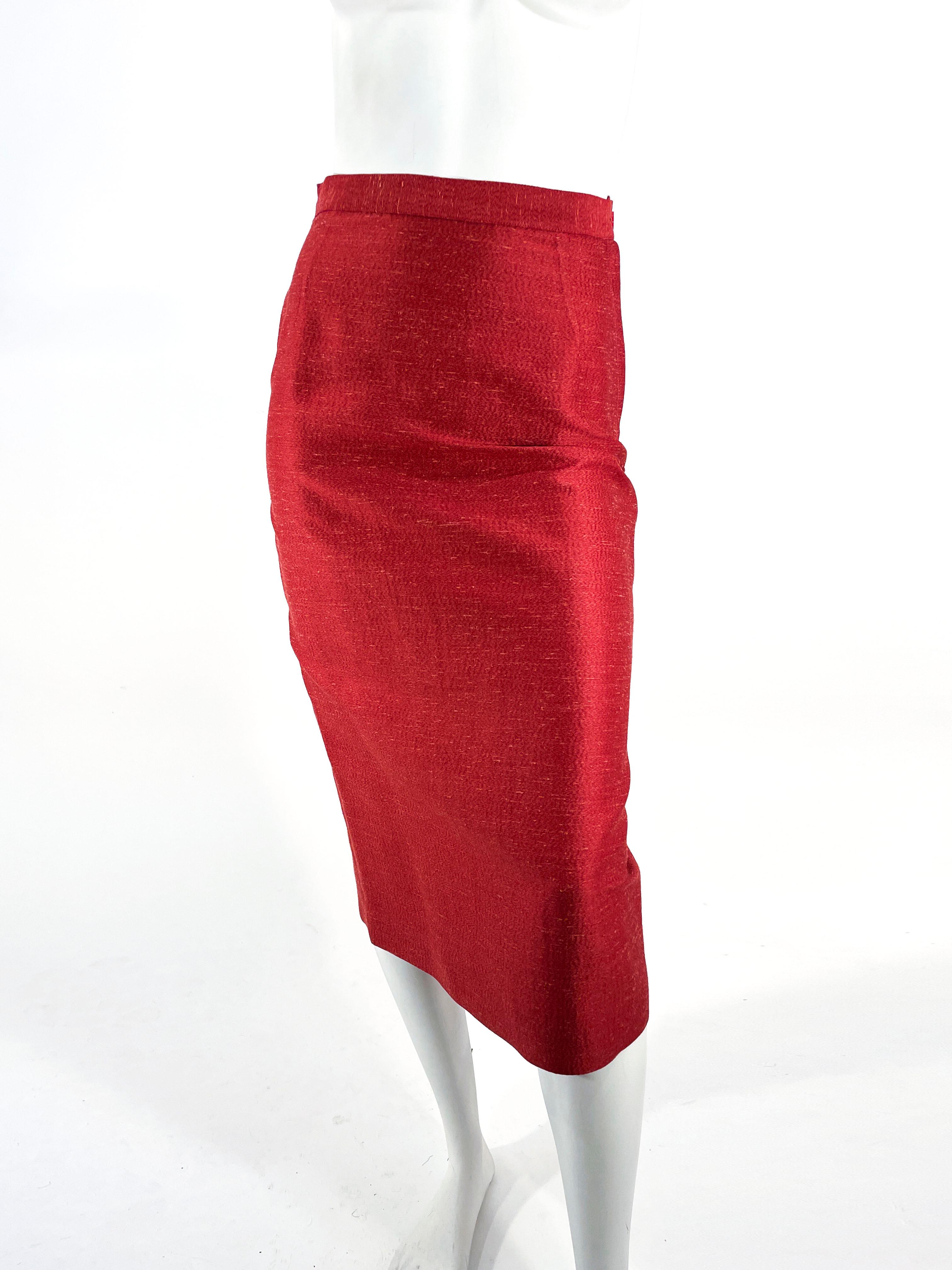 Costume rouge des années 1950 de The Lilly Ann avec boucles en strass en vente 3