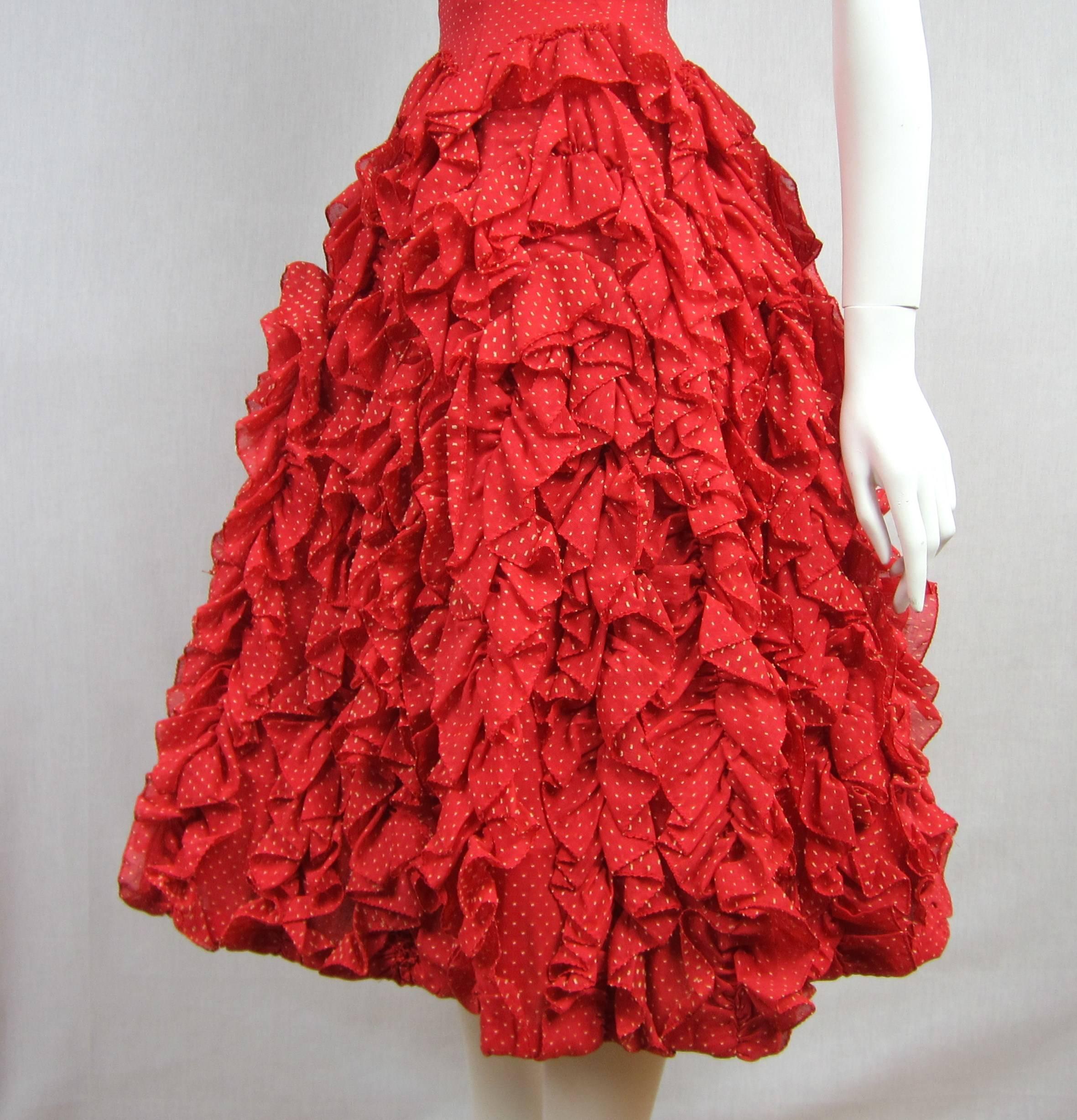 1950er Rotes gerafftes Kleid Flamenco Tänzerin Party  Damen im Angebot