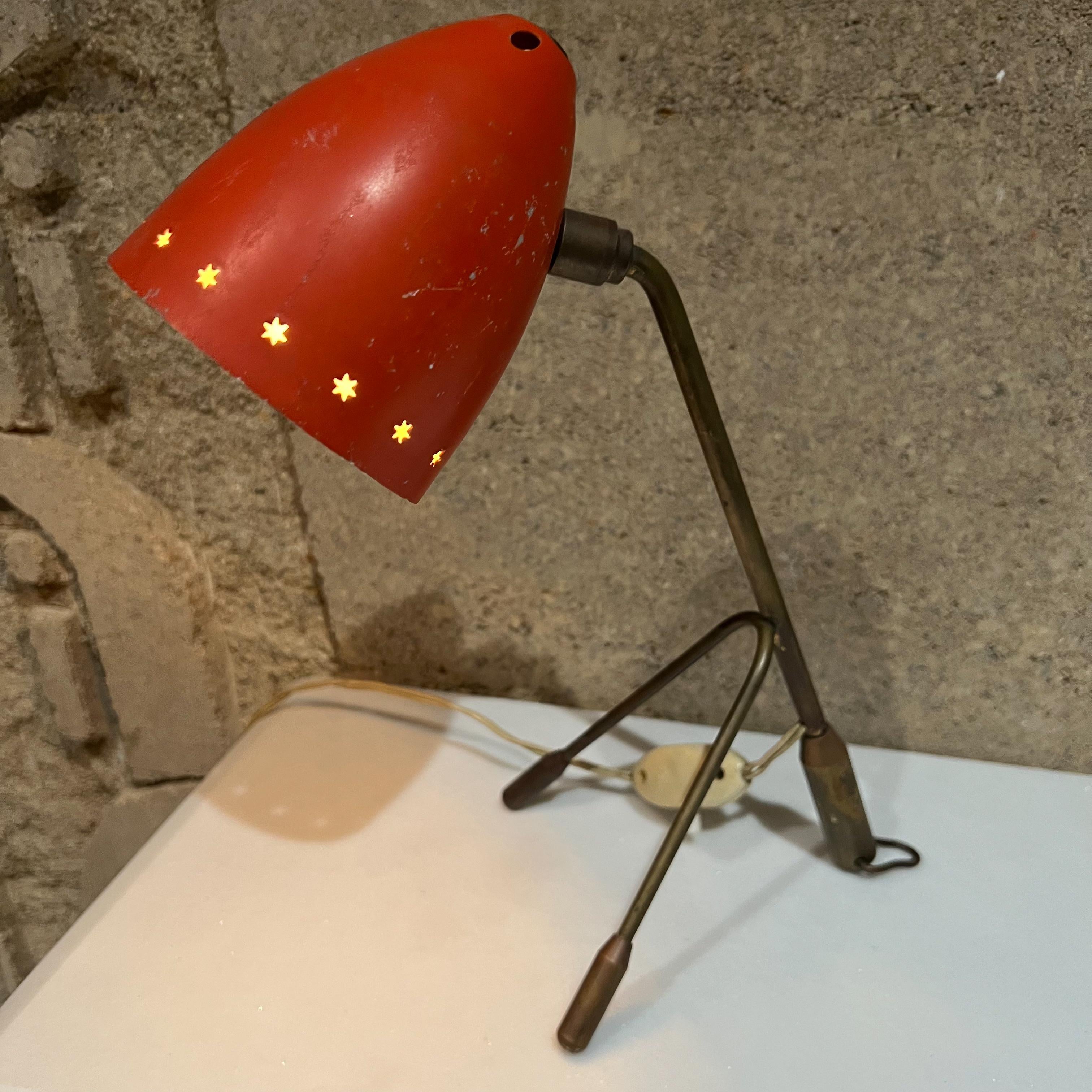 Mid-Century Modern 1950s Style of Pierre Guariche Vintage Red Desk Table Lamp from France For Sale