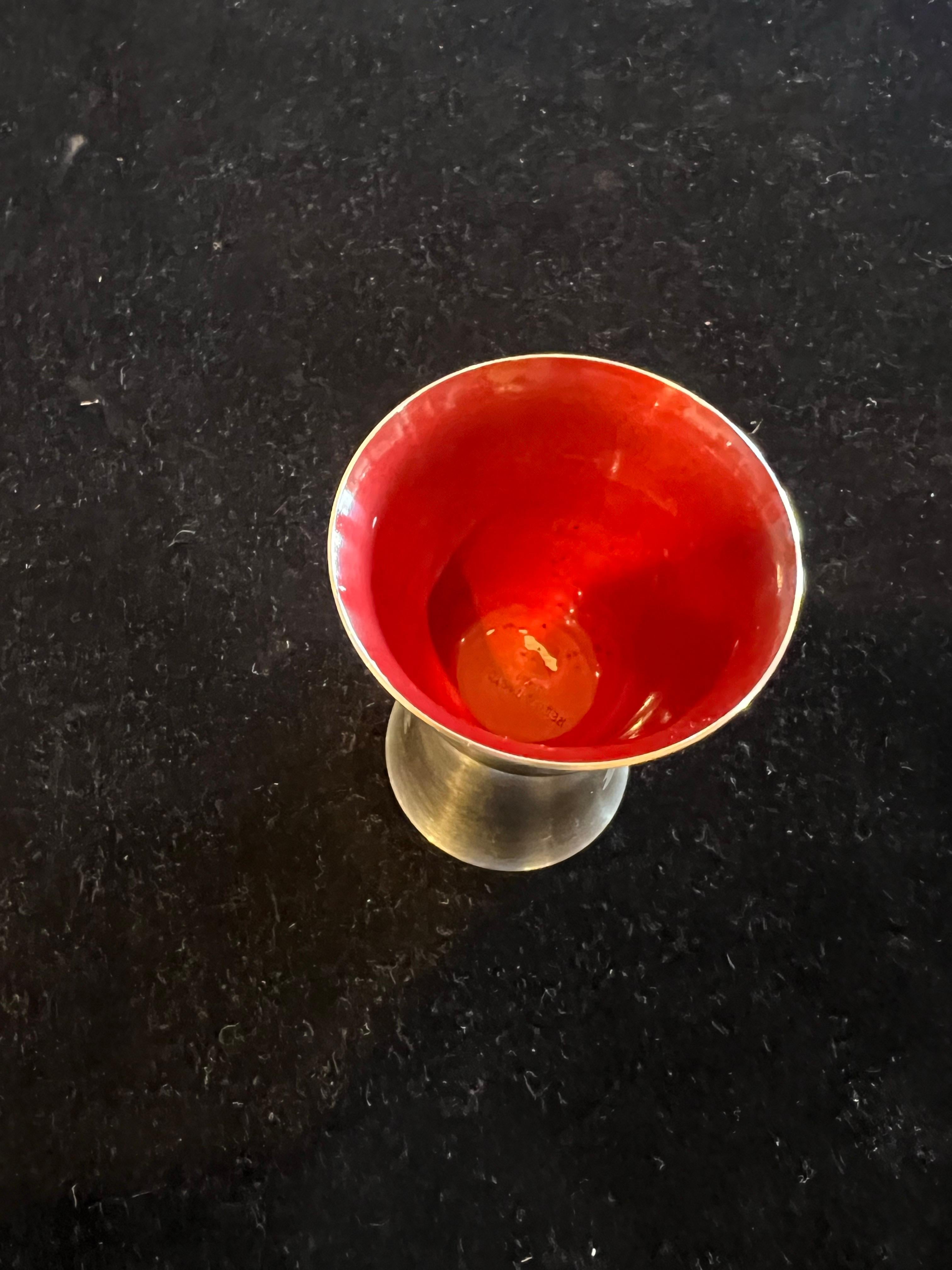 Mid-Century moderno Tazza Jigger doppia Reed & Barton del 1950 con smalto rosso e verde acqua e placca d'argento #231 in vendita