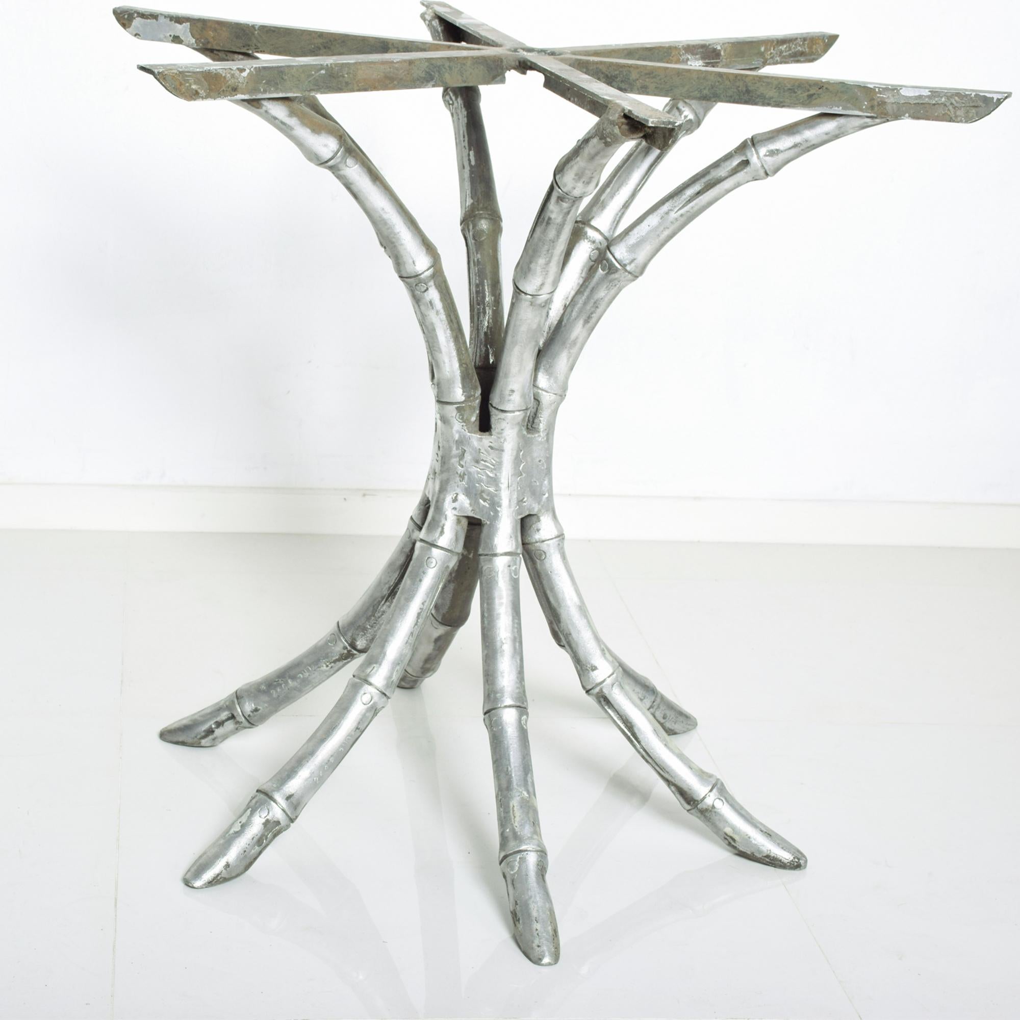 Mexican 1950s Regency Faux Bamboo Pedestal Dining Table in Aluminum and Marble Mexico
