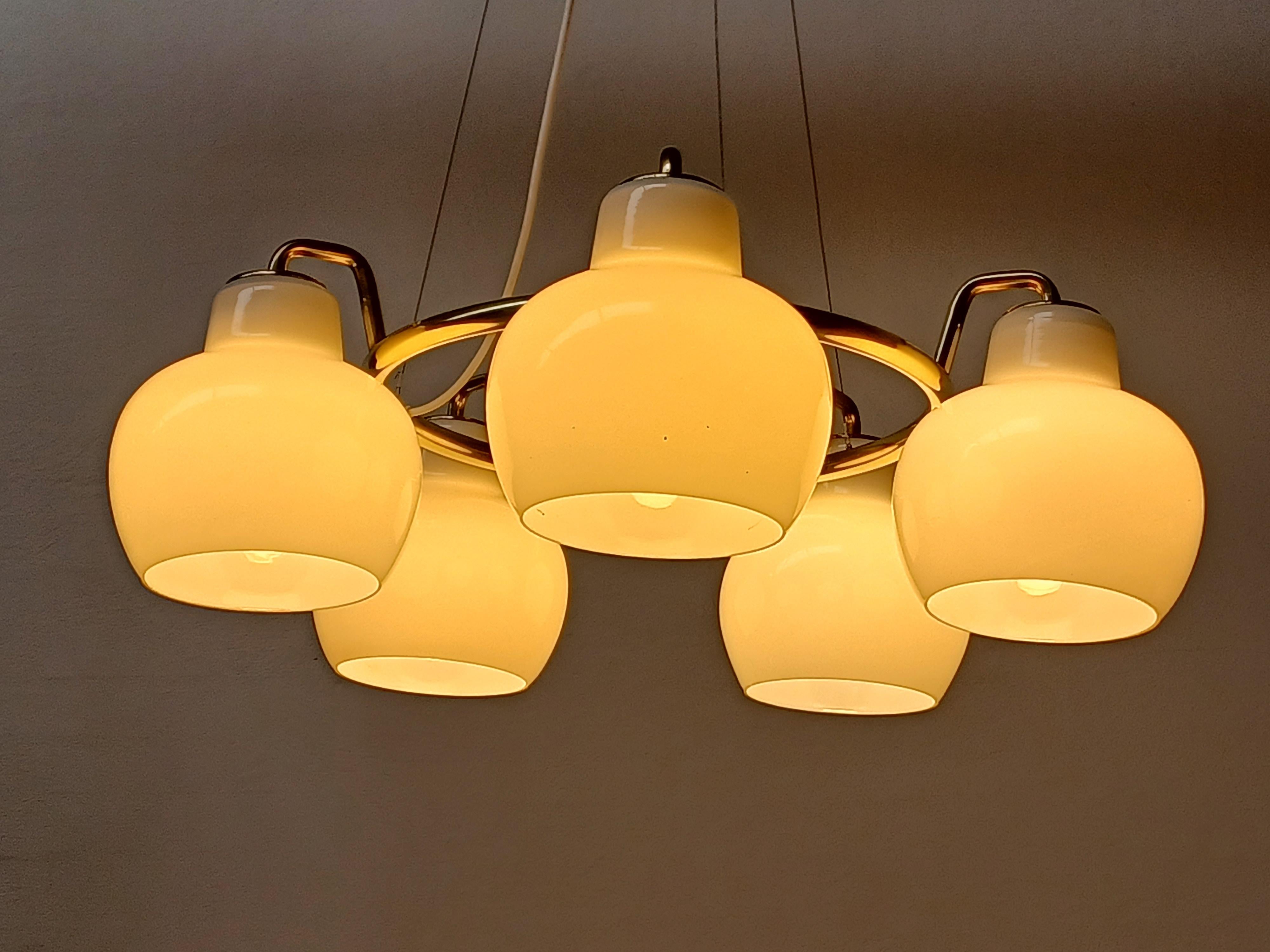 Brass 1950s Restored 1'st Edition Vilhelm Lauritzen Ring Chandelier by Louis Poulsen For Sale