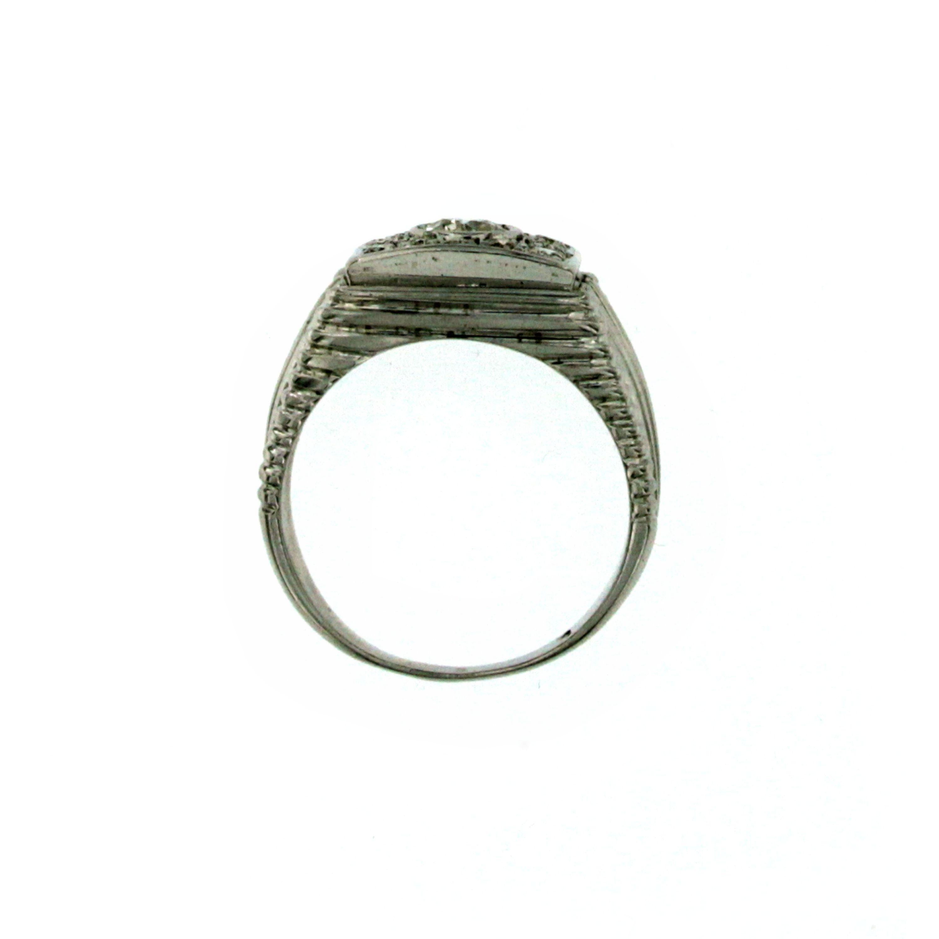1950s Retro 1.10 Carat Diamond Gold Band Ring 1