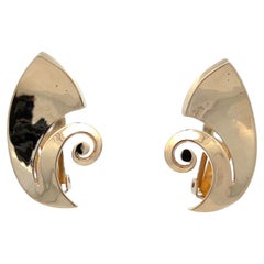 1950
s Retro 14 Karat Yellow Gold High Polish Swril Earclip Earrings