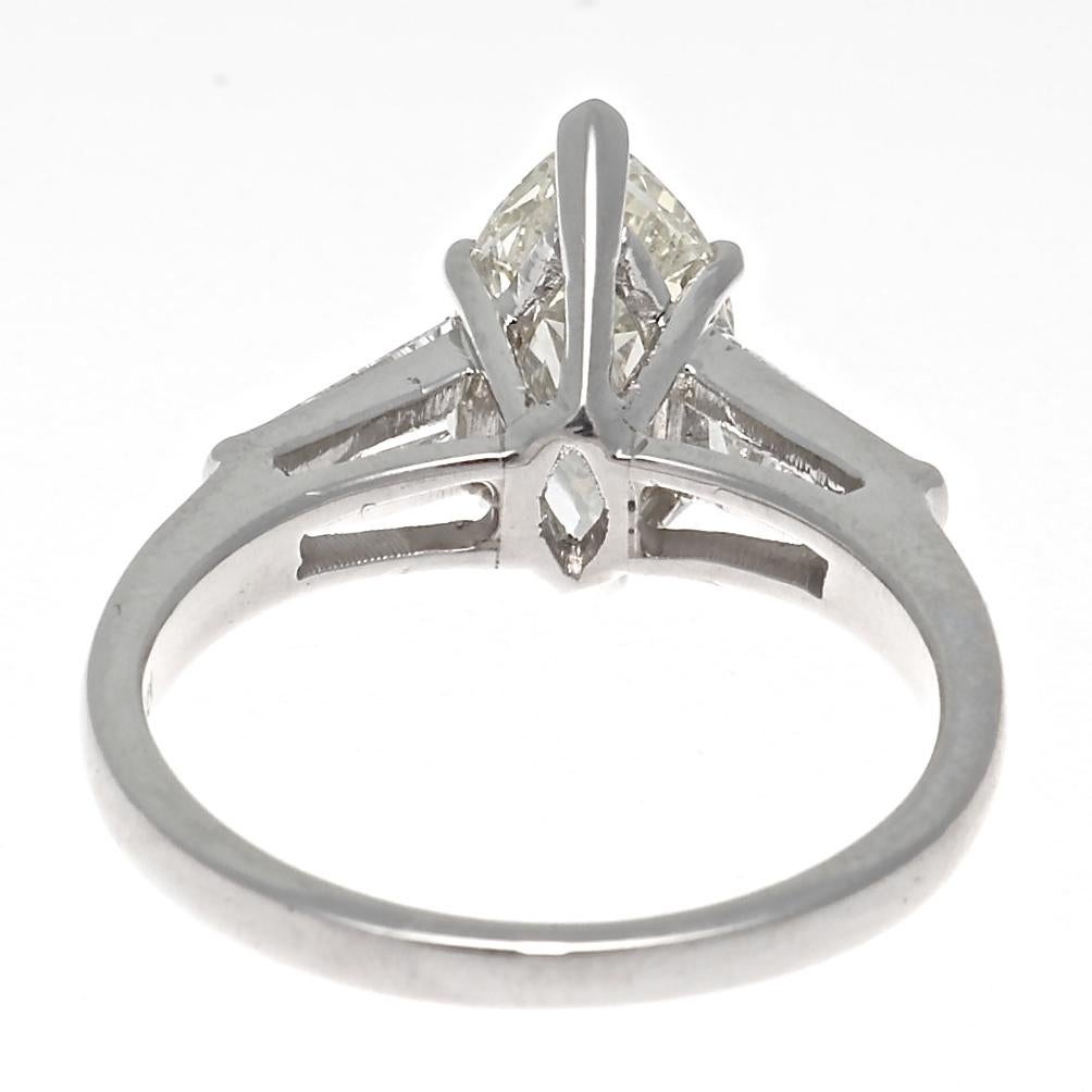 Women's 1950s Retro 1.58 Carat Marquise Diamond Platinum Ring