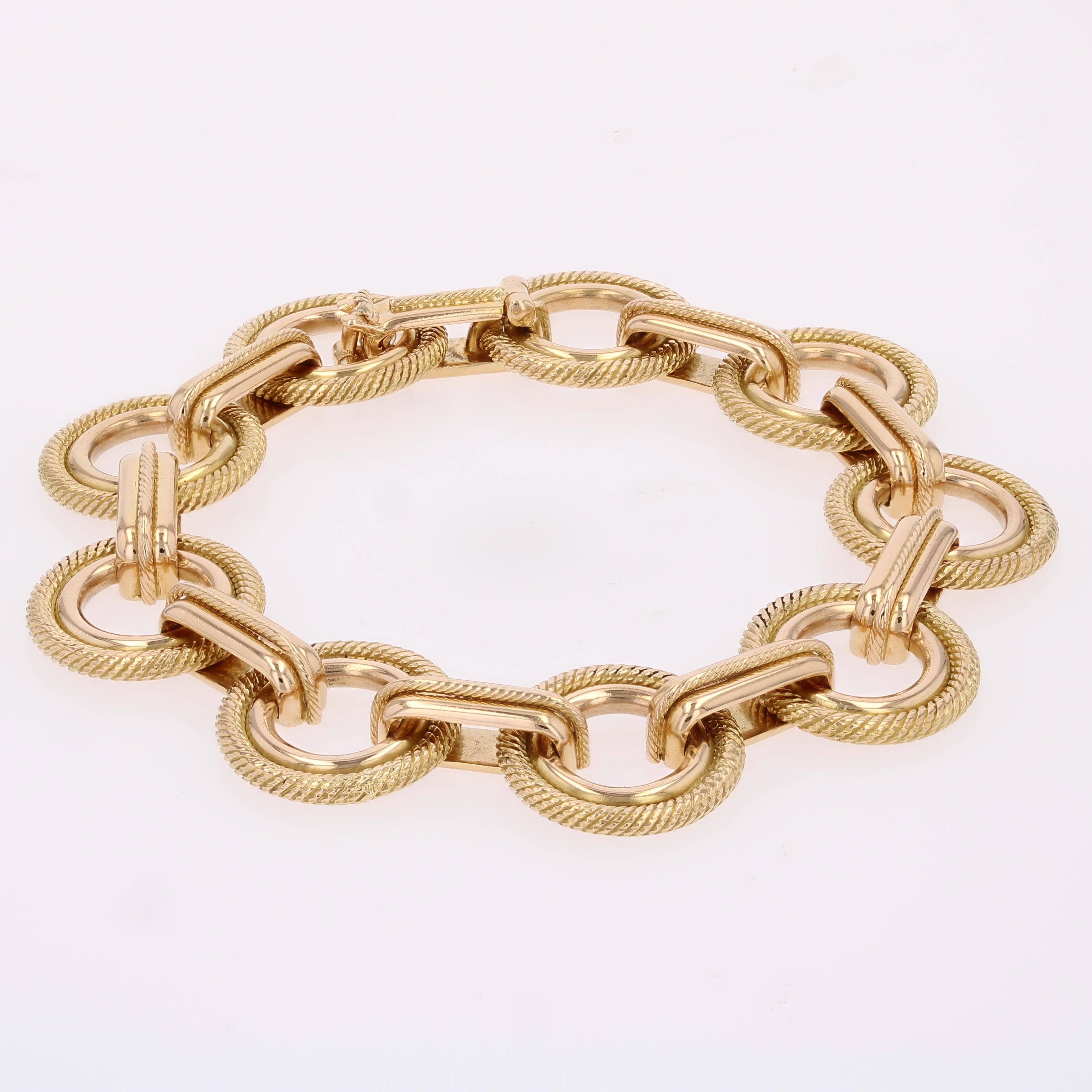 1950s Retro 18 Karat Rose Gold Round Links Bracelet For Sale 7