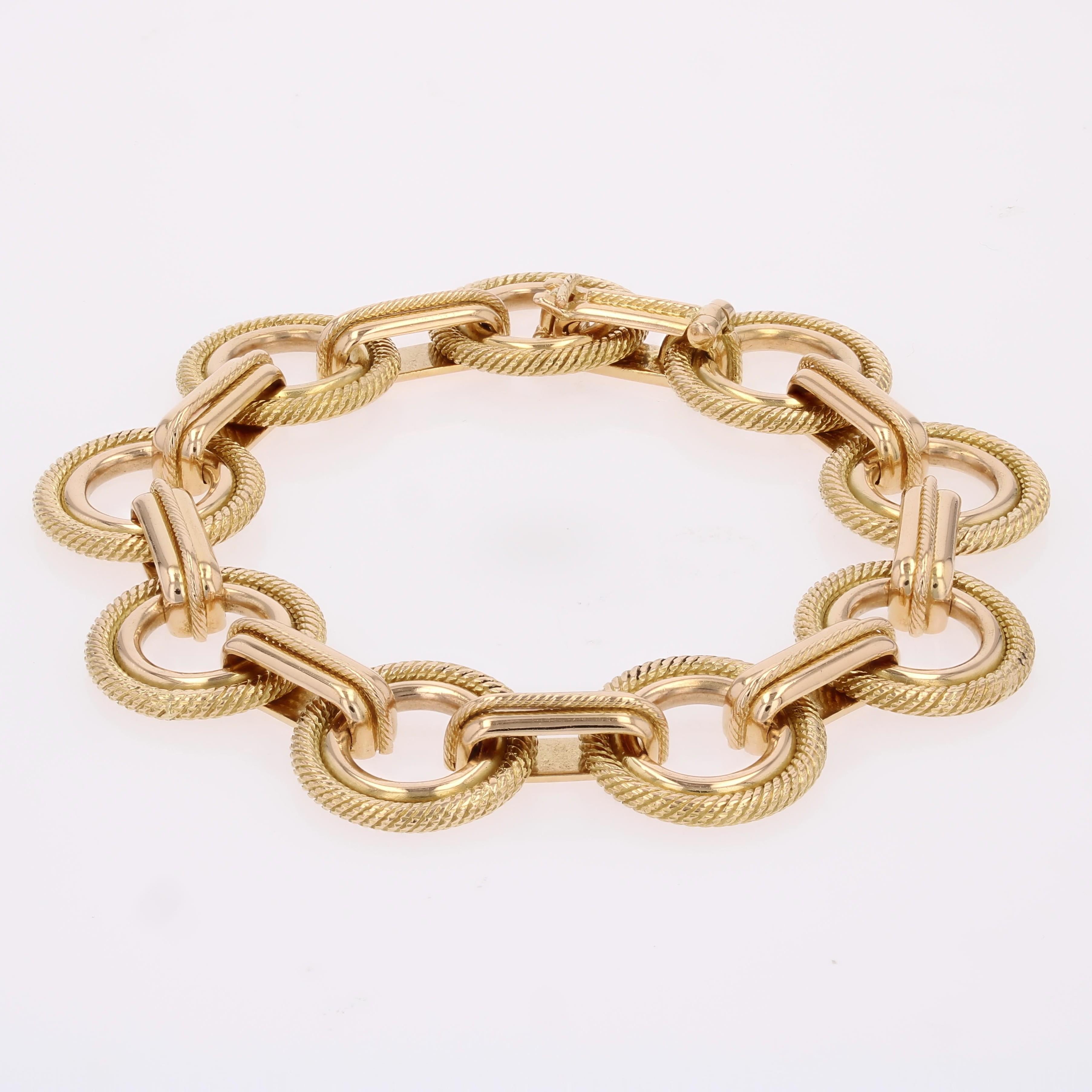 Women's 1950s Retro 18 Karat Rose Gold Round Links Bracelet For Sale