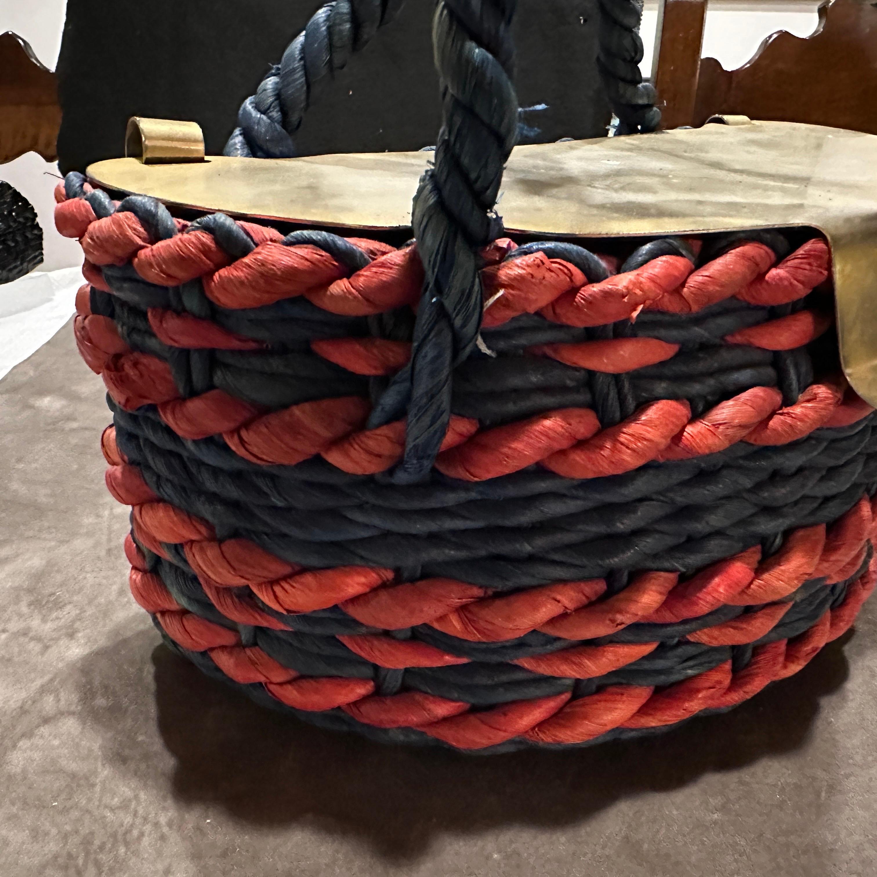 Nero 1950s Retro Chic Blue Red Woven and Gold Italian Top Handle Bag in vendita