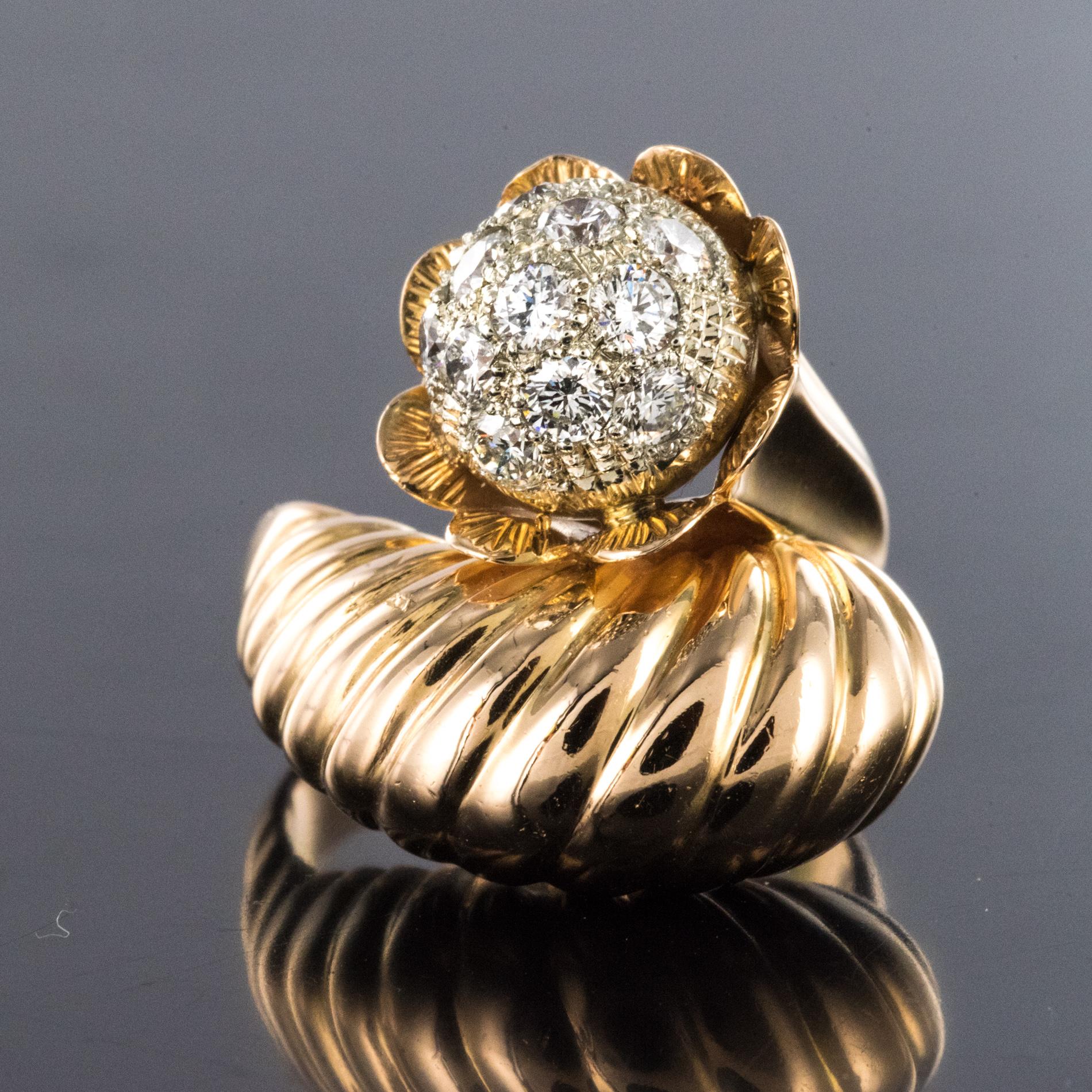 Brilliant Cut 1950s Retro Diamond 18 Karat Yellow Gold Fashion Ring For Sale