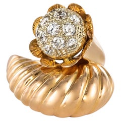 1950s Retro Diamond 18 Karat Yellow Gold Fashion Ring