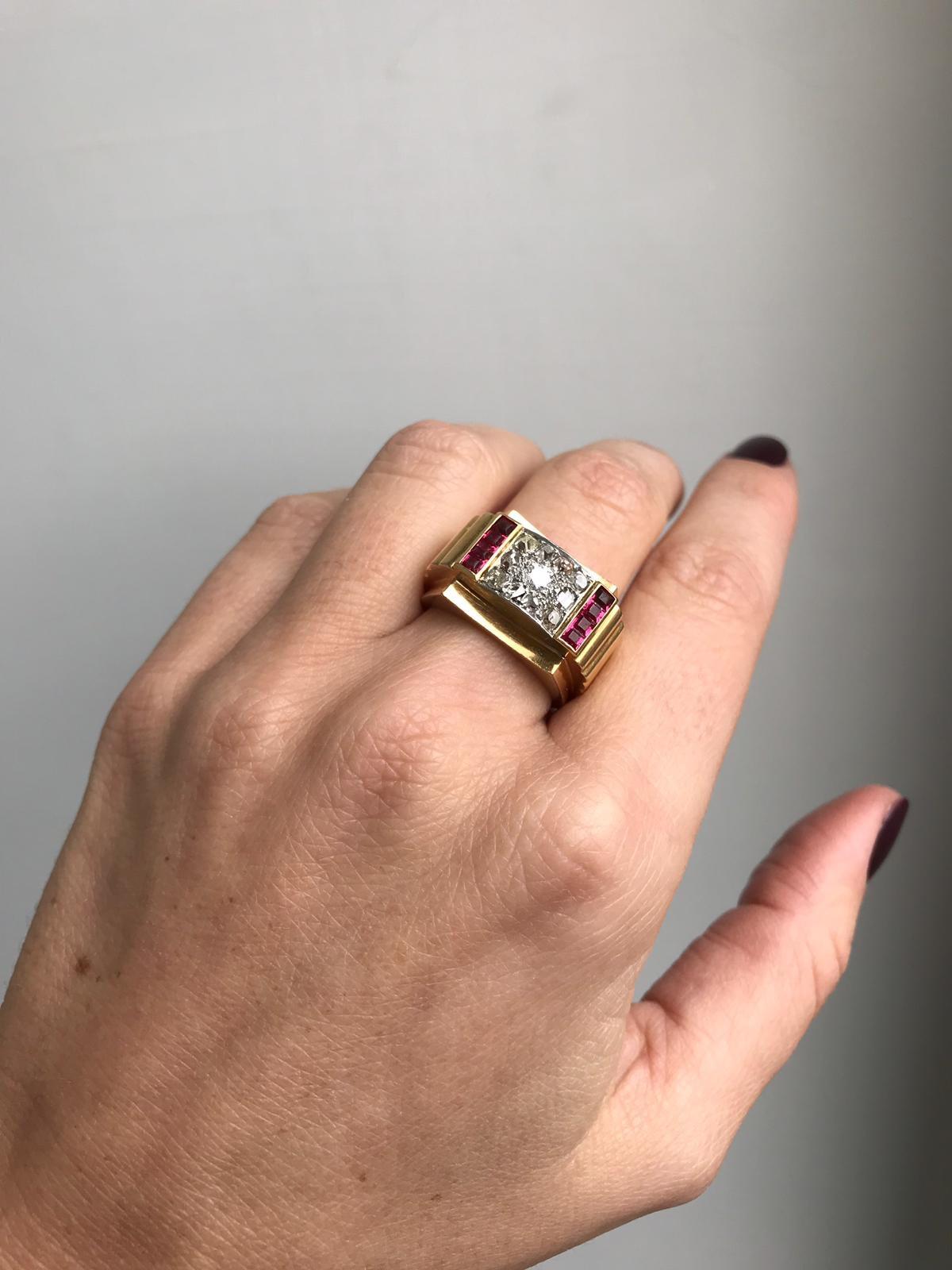 1950s Retro Diamond Ruby Gold Ring 6