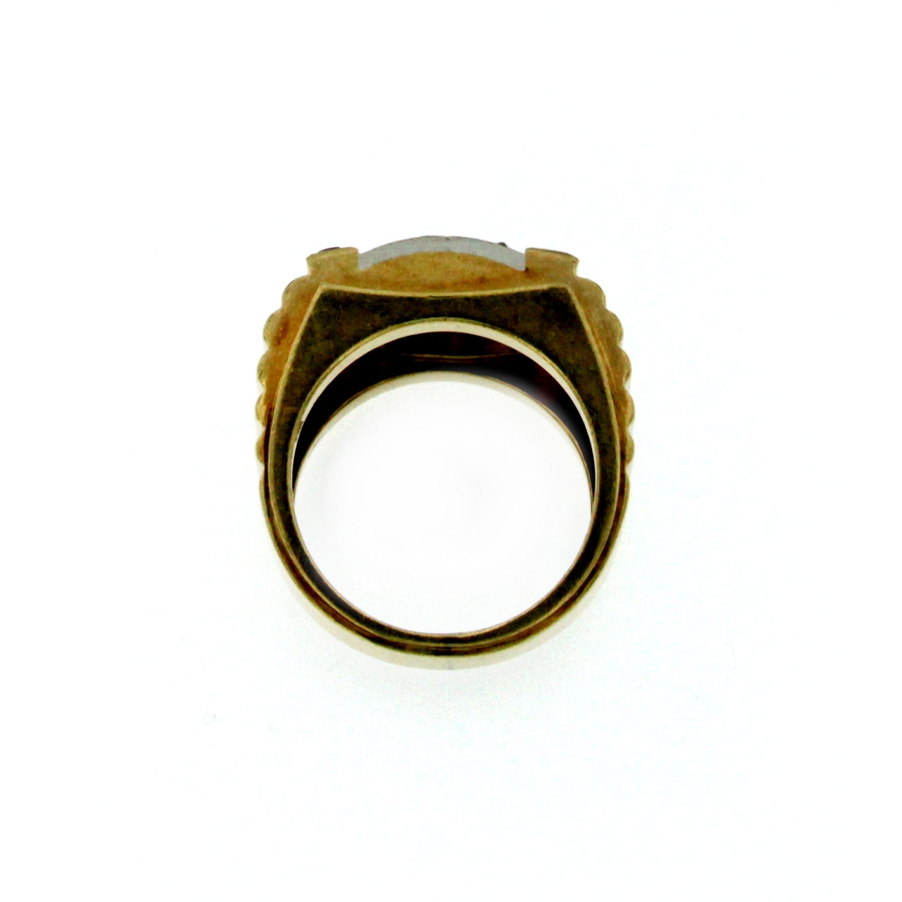 1950s Retro Diamond Ruby Gold Ring 1