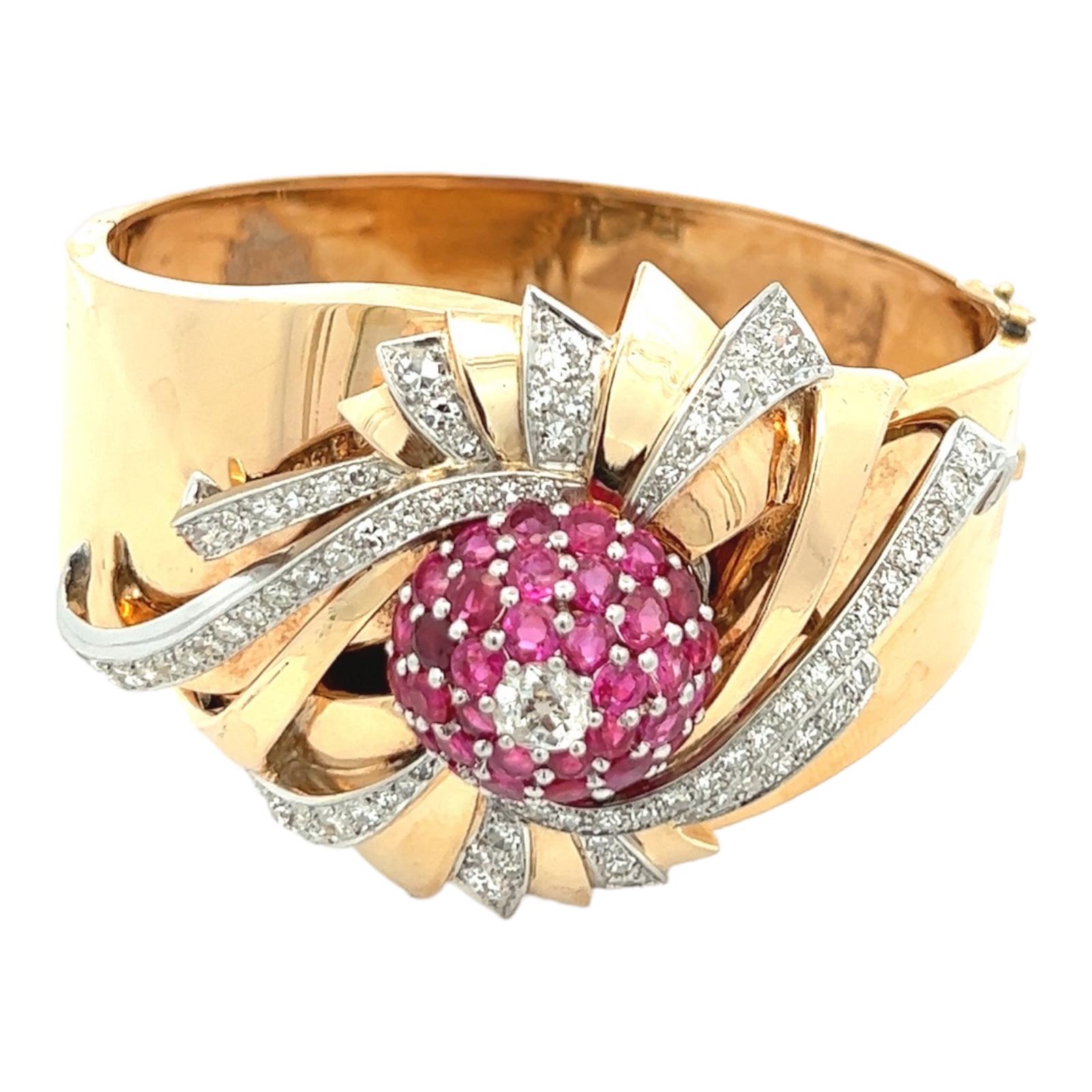 1950s Retro Diamond Ruby Rose Gold Hinged Bangle Estate Bracelet In Excellent Condition In Boca Raton, FL