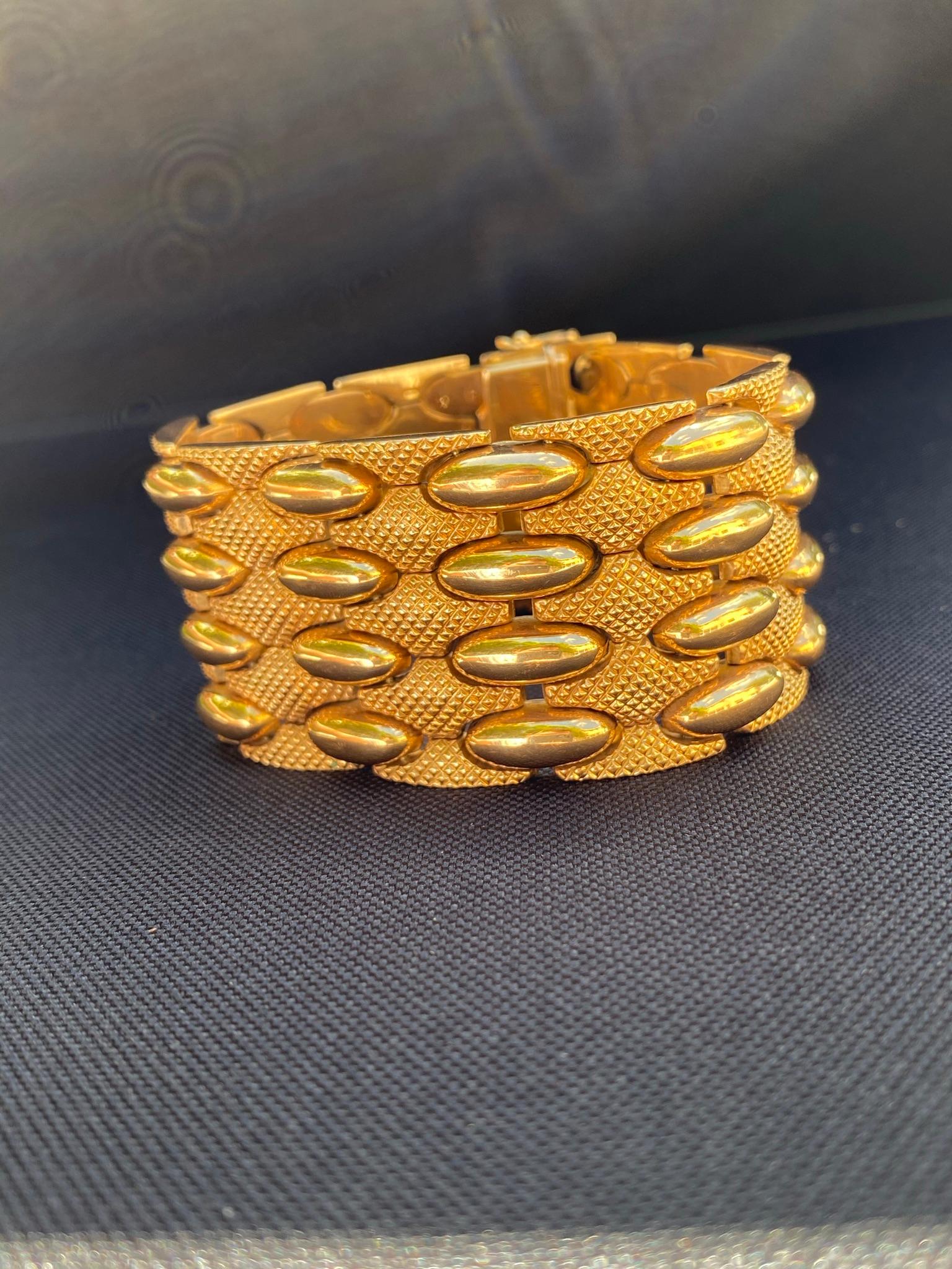 1950s Retro Era 18k Yellow Gold Men's Bangle 18 Karat Gold Bangle 83.4 Grams For Sale 5