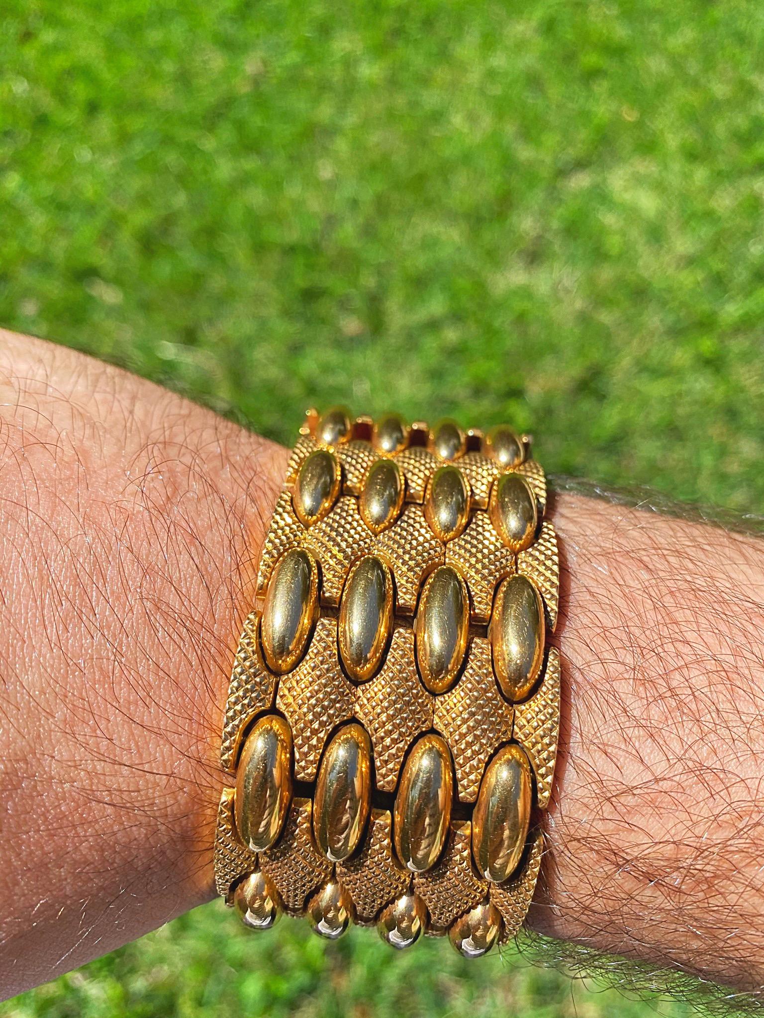1950s Retro Era 18k Yellow Gold Men's Bangle 18 Karat Gold Bangle 83.4 Grams For Sale 9