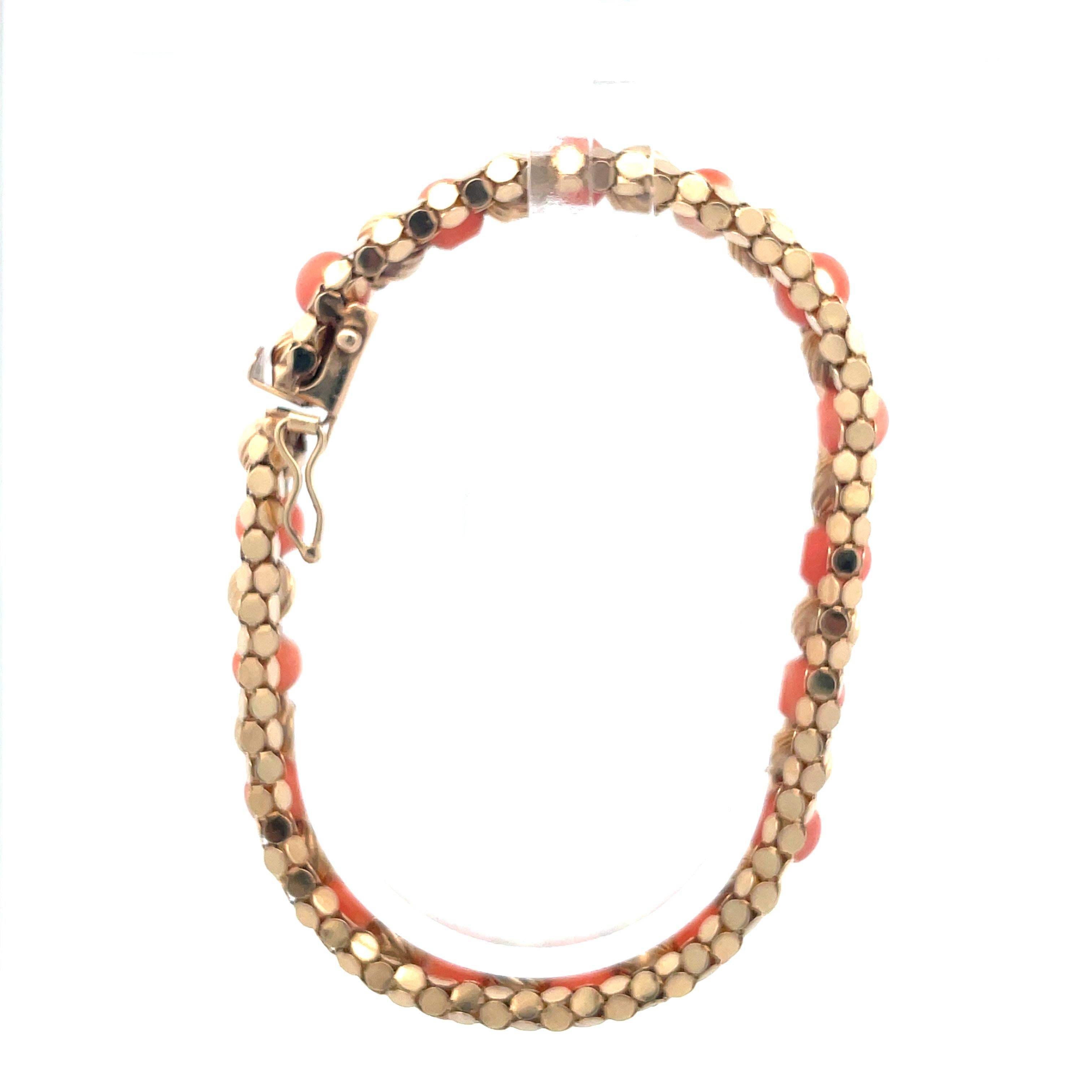 Ball Cut 1950s Retro Mid Century 14K Yellow Gold and Coral Bracelet 