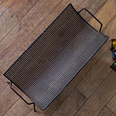 Bol à panier en métal perforé rétro du milieu du siècle pour bureau ou porte-clés de voiture, années 1950