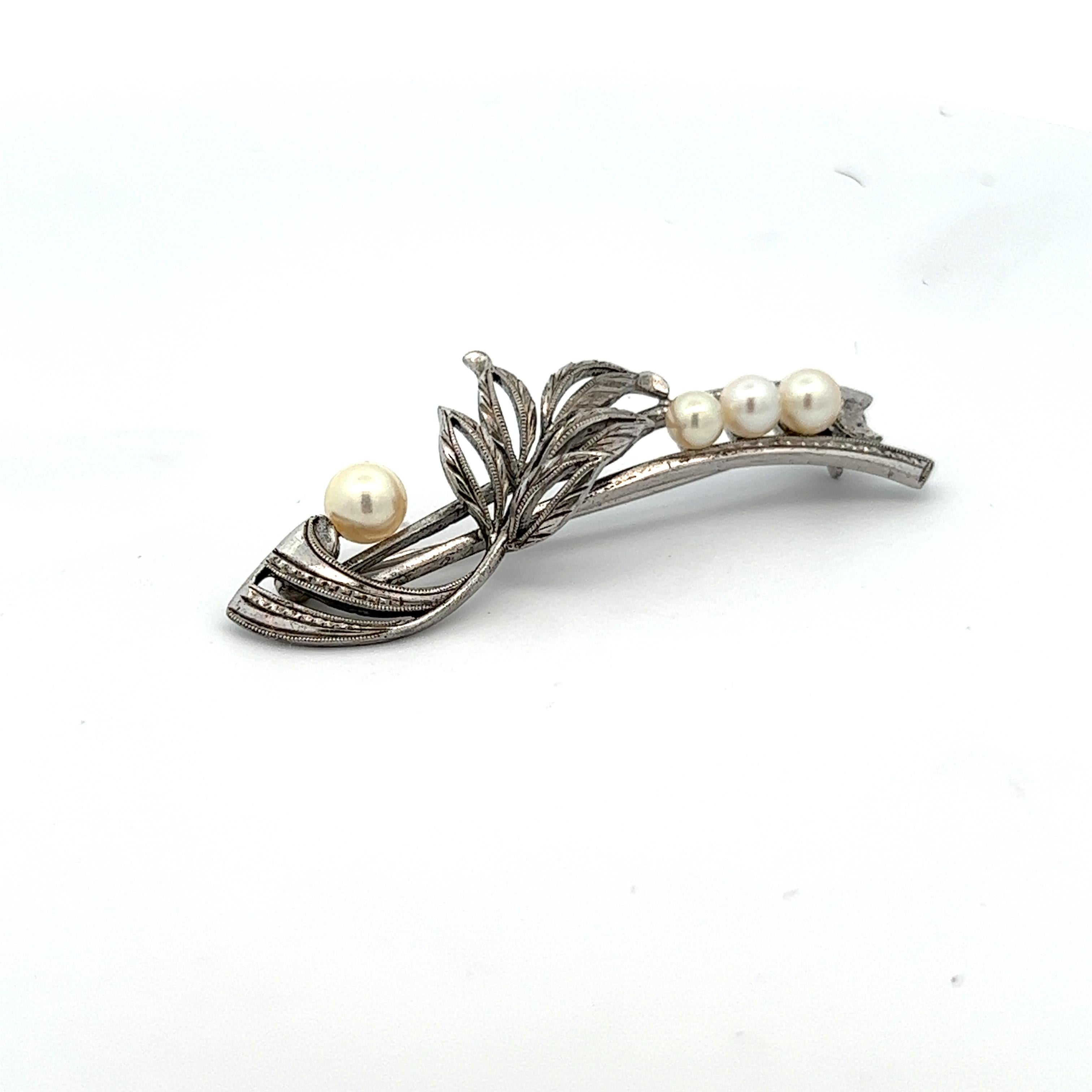1950s Retro Mikimoto Pearl Brooch Sterling Silver  In Excellent Condition For Sale In Lexington, KY