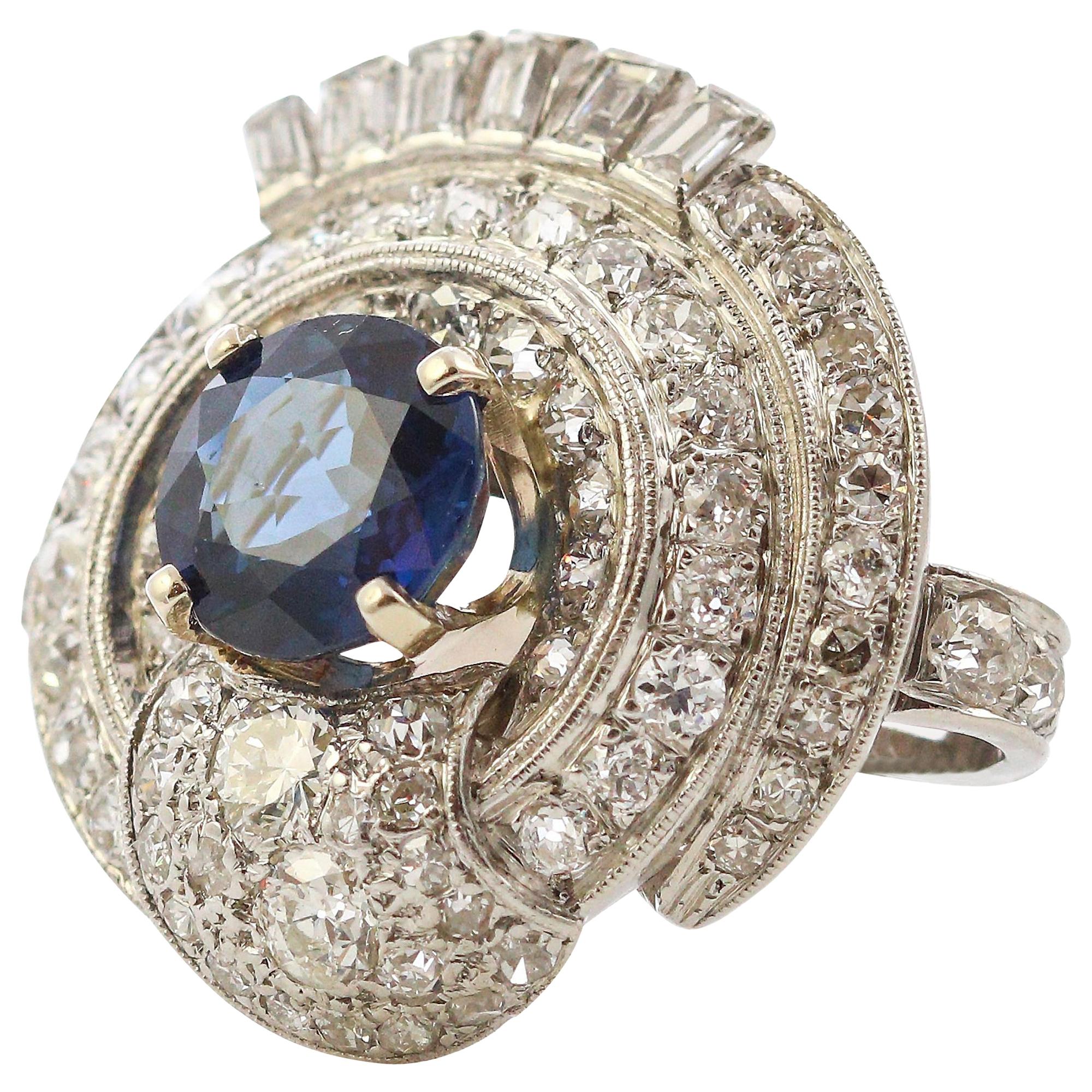 1950's Retro Platin Blauer Saphir und Diamant Ring im Angebot