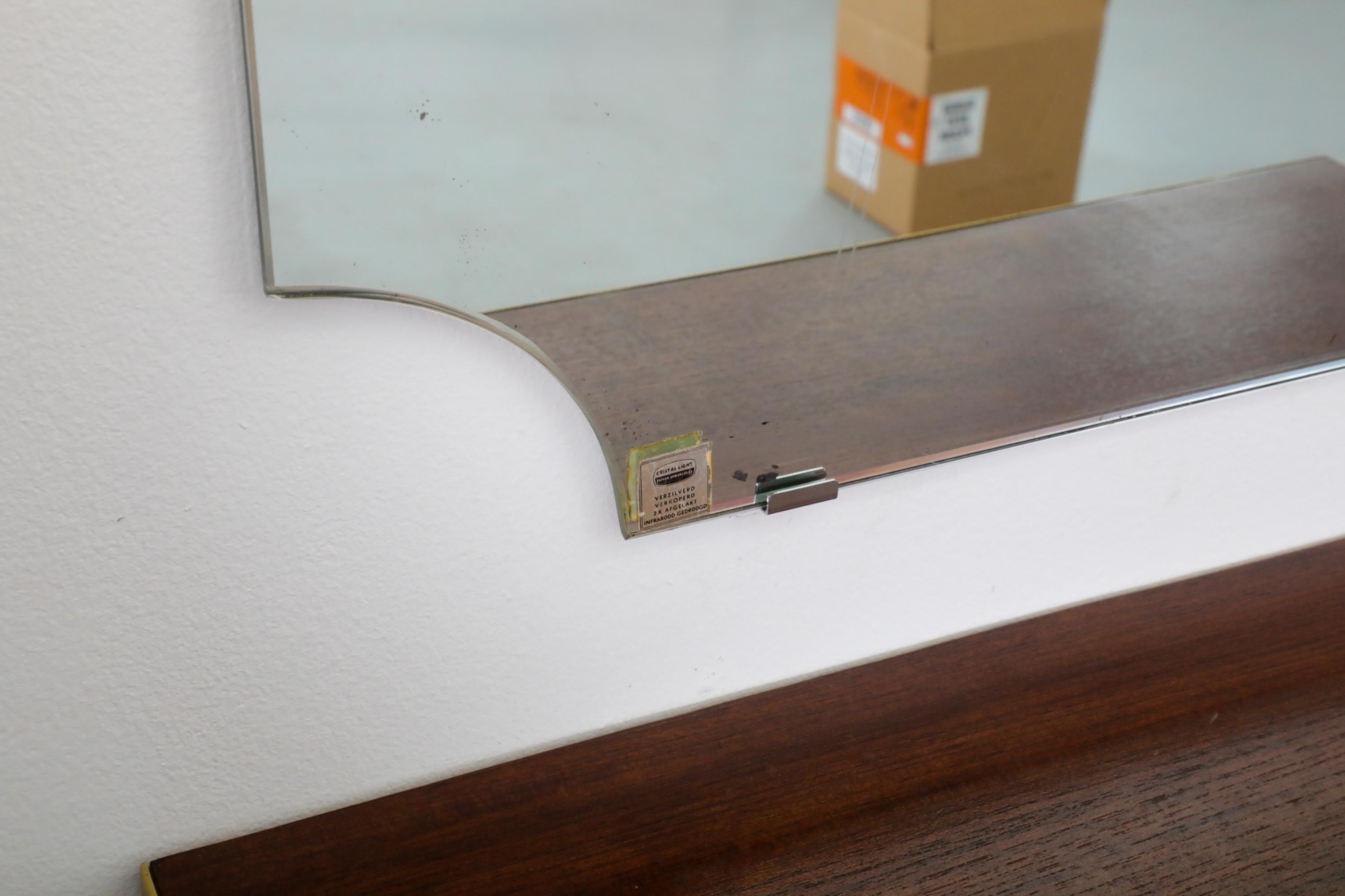 1950er Retro-Wand-Salon-Eitelkeit mit Spiegel und Holzregal mit Schublade im Angebot 2