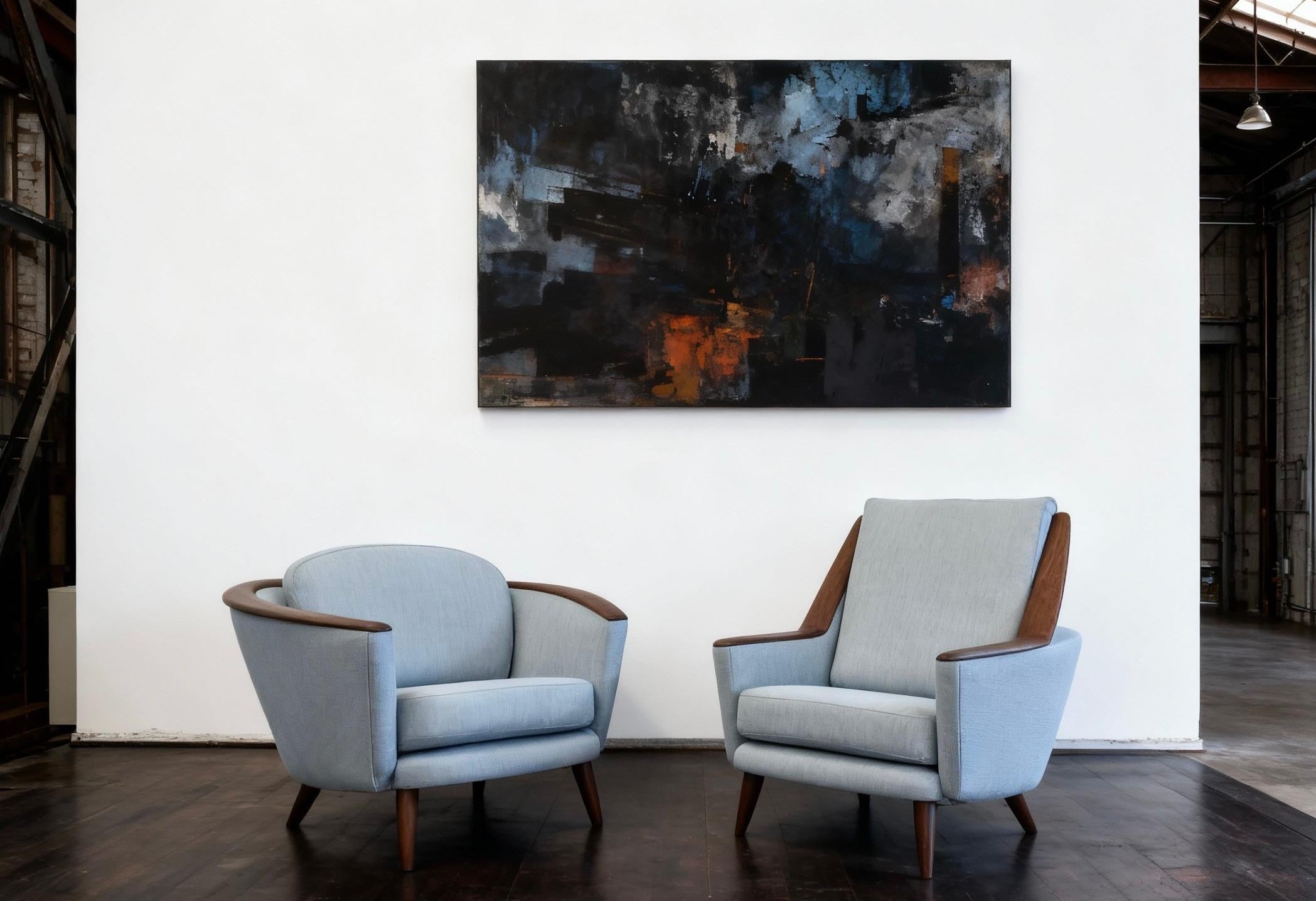 Impresionante par de sillones daneses de fina tela azul claro, con brazos de madera fantásticamente formados y una buena forma funcional.

Cc 1950;s Danés