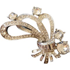 1950s Rhinestone Spray Brooch Brilliant Baguette & Round Crystal Bouquet