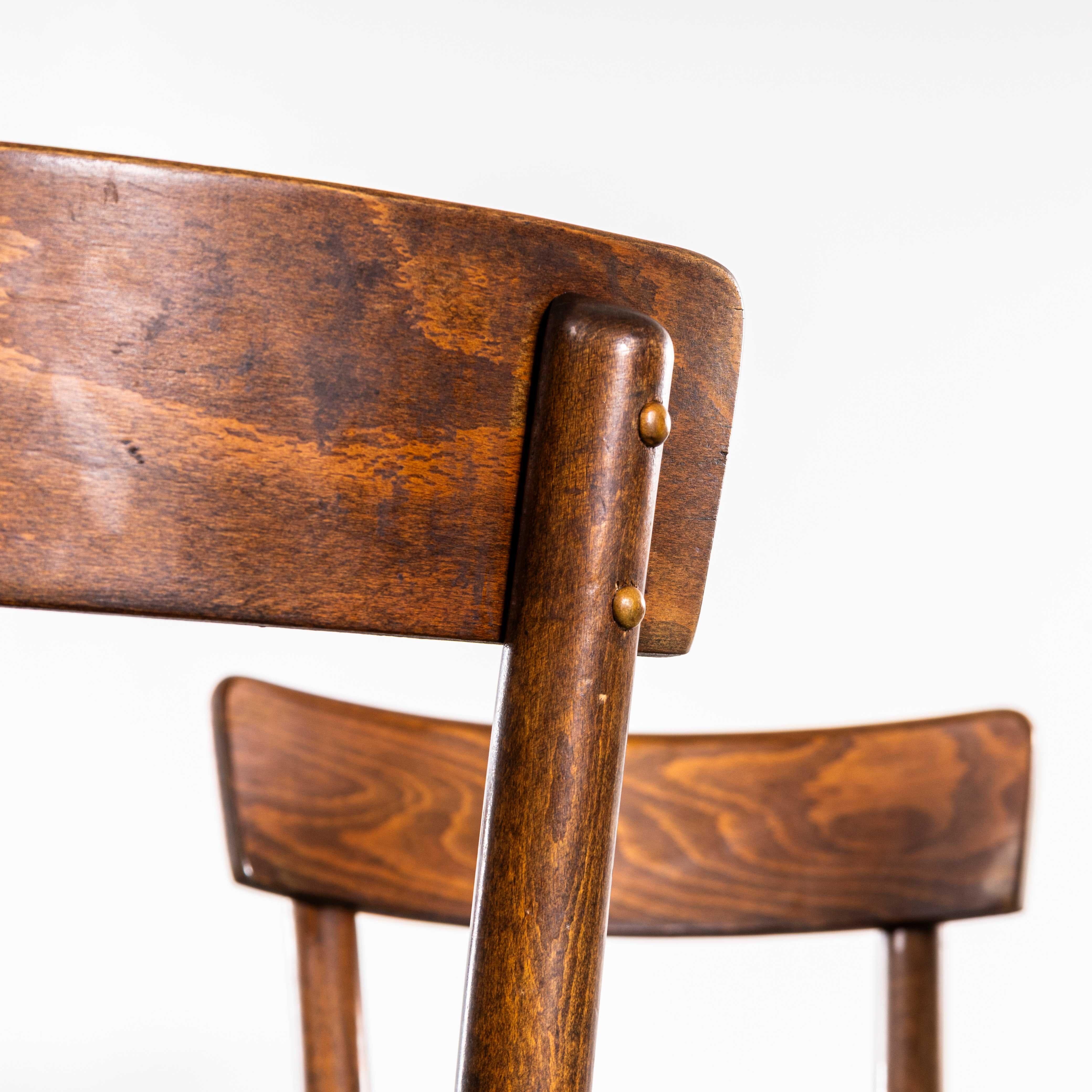 1950's Rich Oak Flat Seat Single Bar Esszimmerstühle - Set von vier (Tschechisch) im Angebot