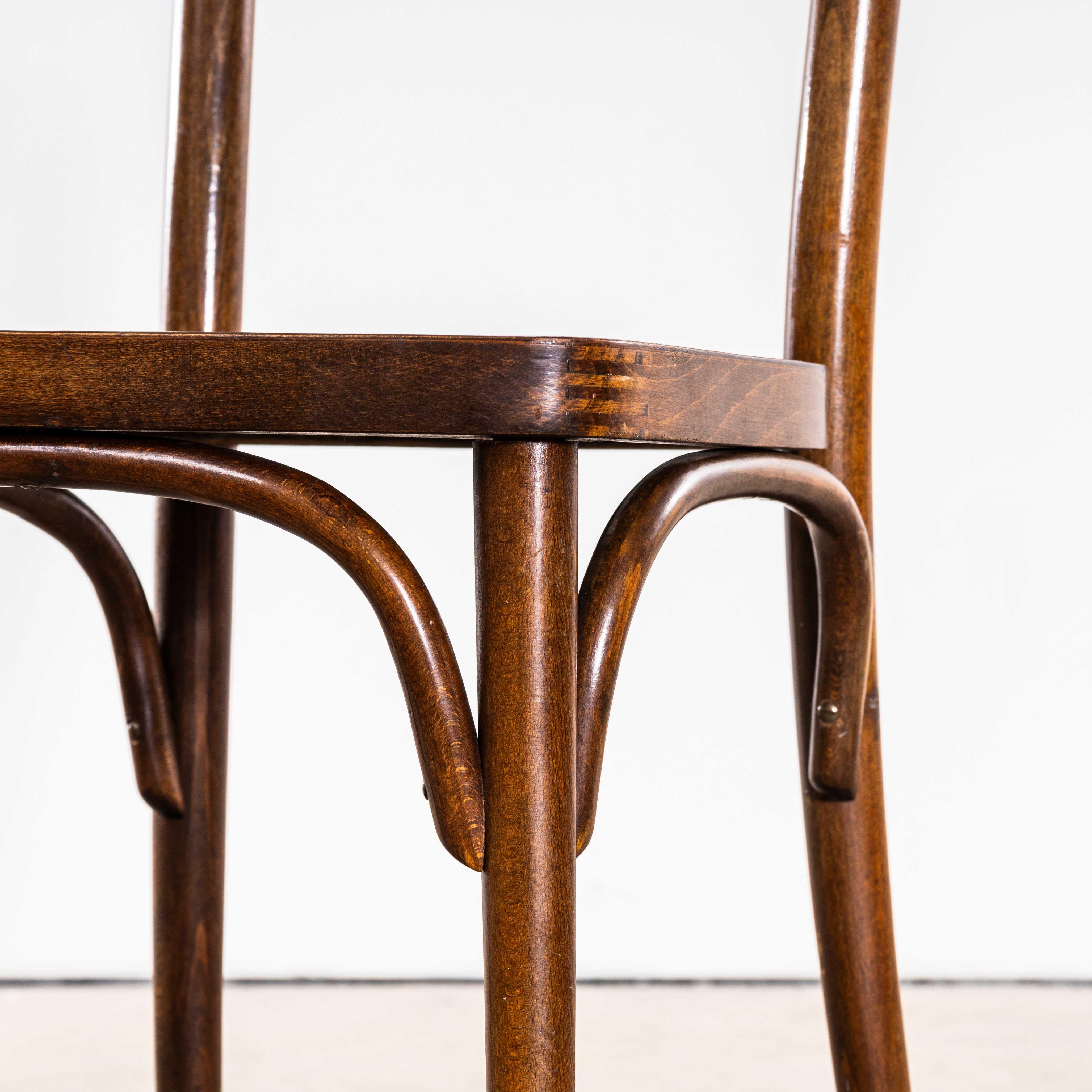 1950's Rich Oak Flat Seat Single Bar Esszimmerstühle - Set von vier (Mitte des 20. Jahrhunderts) im Angebot