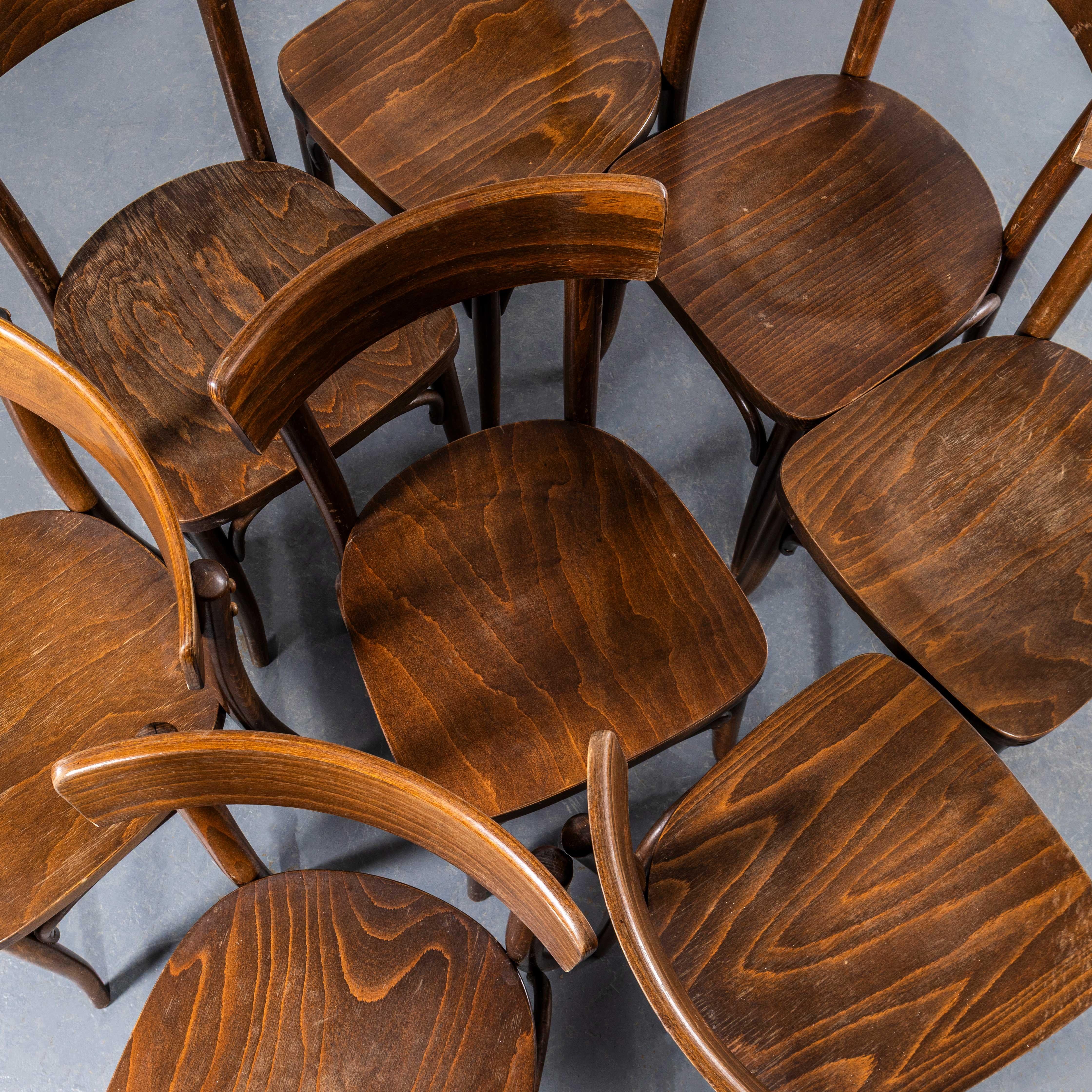 1950's Rich Walnut Single Bar Bentwood Dining Chairs - Set Of Eight In Good Condition For Sale In Hook, Hampshire