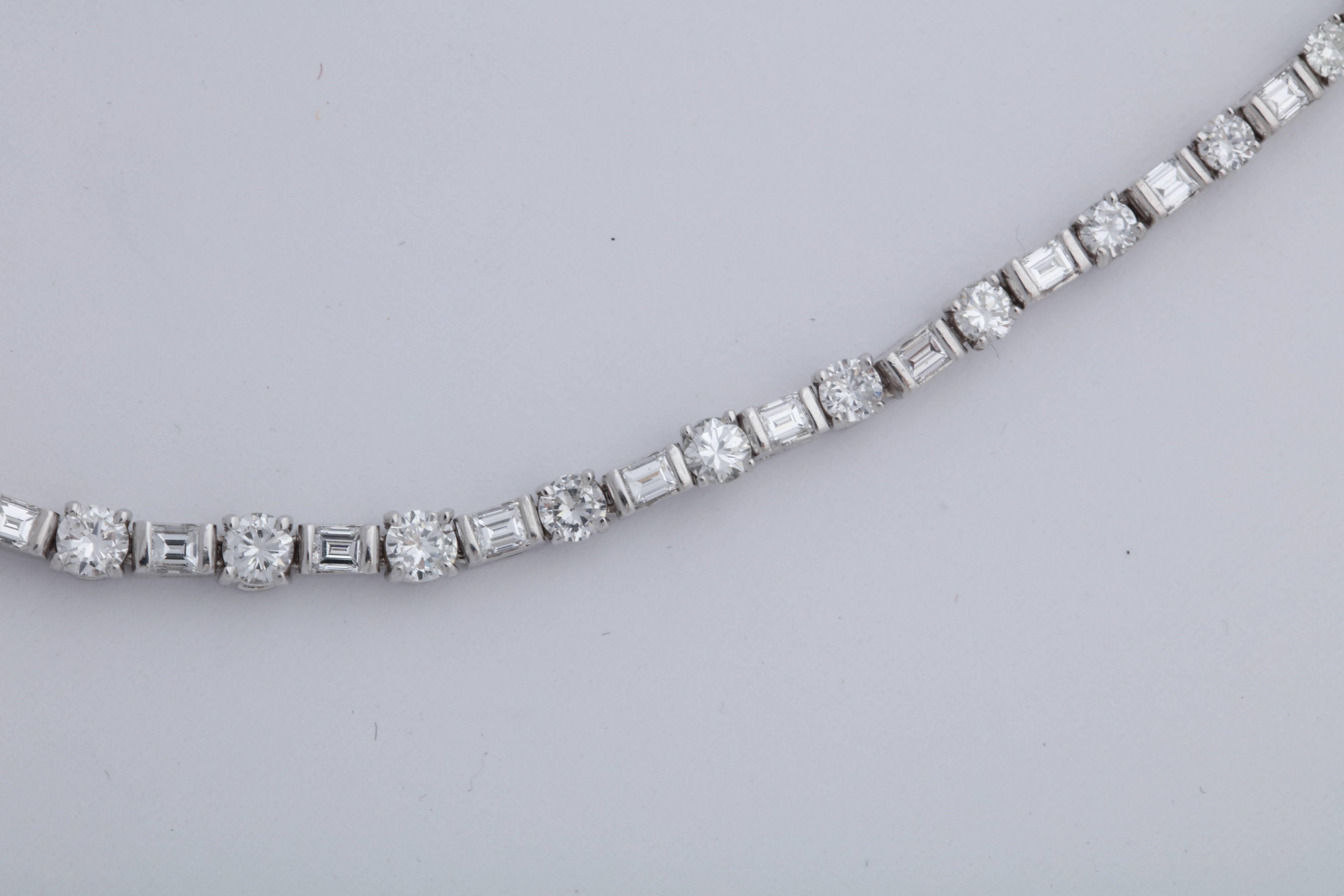 Women's 1950s Riviere Style Alternating Horizontal Baguette and Round Diamonds Necklace