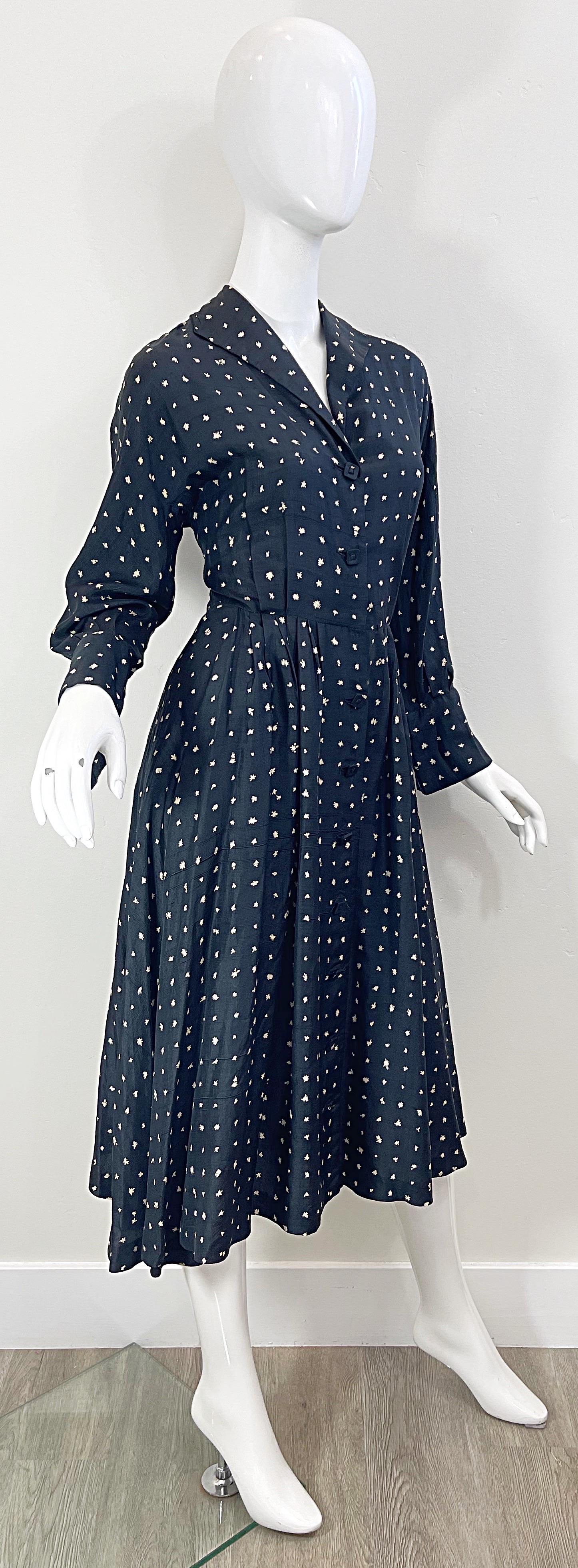 1950s Roberta Lee Originals Black and White Flower Print Vintage 50s Dress For Sale 5